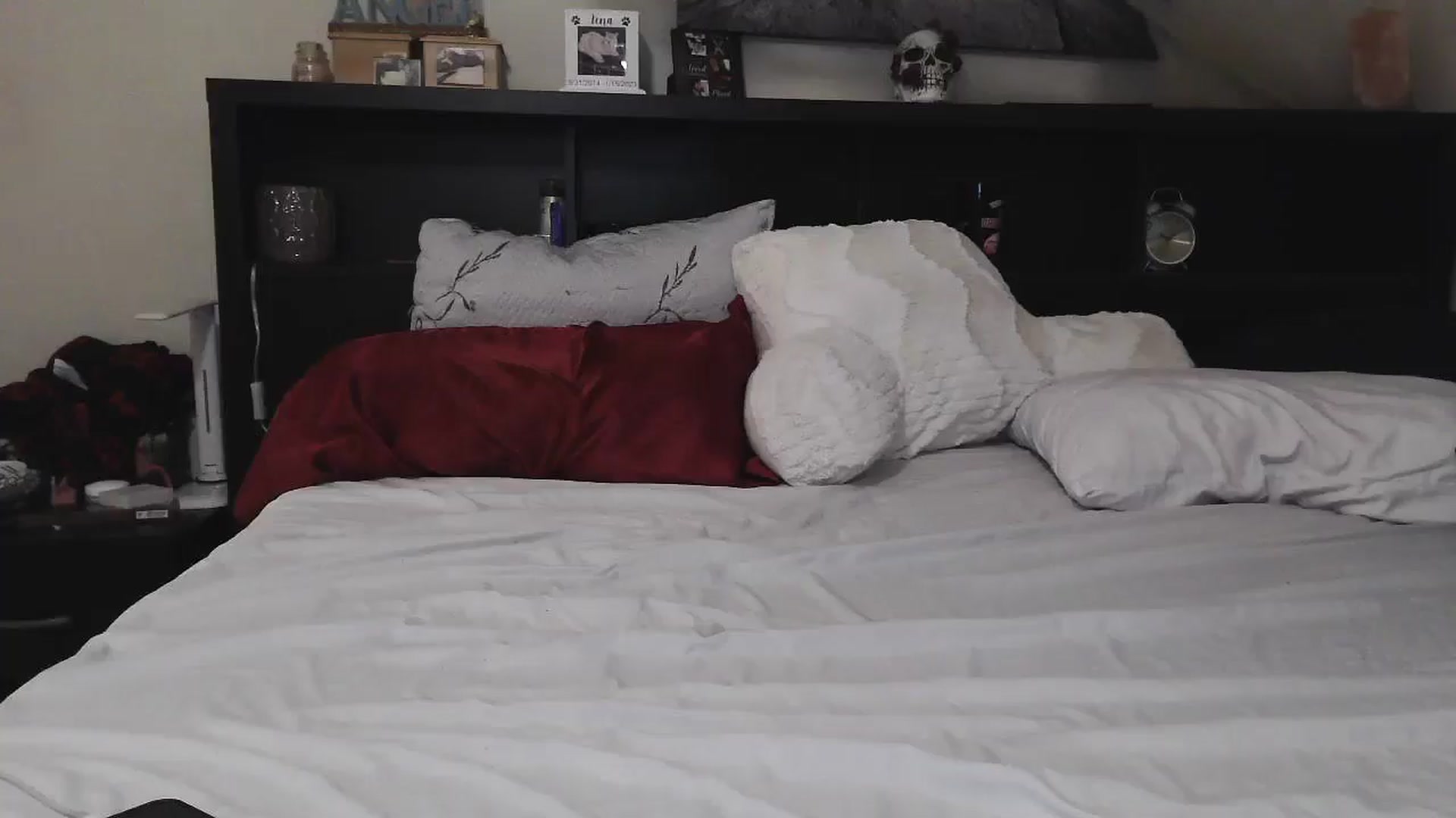 Gallery image thumbnail from CrystalLake's myfreecams stream on, 07/14/2024, 07:55 image 5 of 20