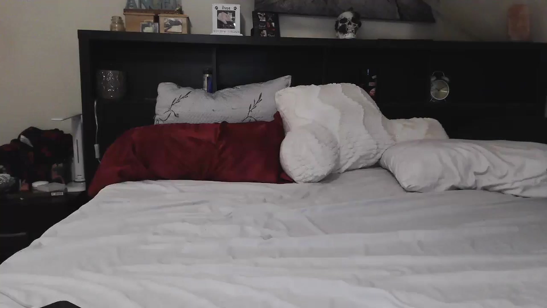 Gallery image thumbnail from CrystalLake's myfreecams stream on, 07/14/2024, 07:55 image 7 of 20