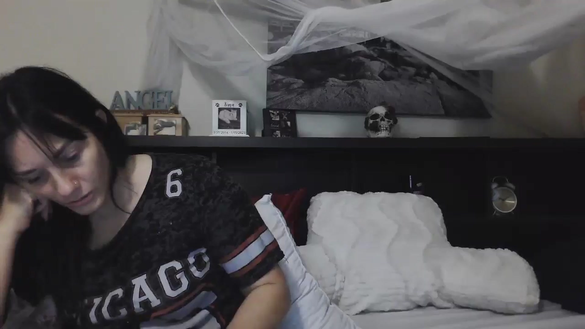 Gallery image thumbnail from CrystalLake's myfreecams stream on, 07/14/2024, 08:59 image 8 of 20