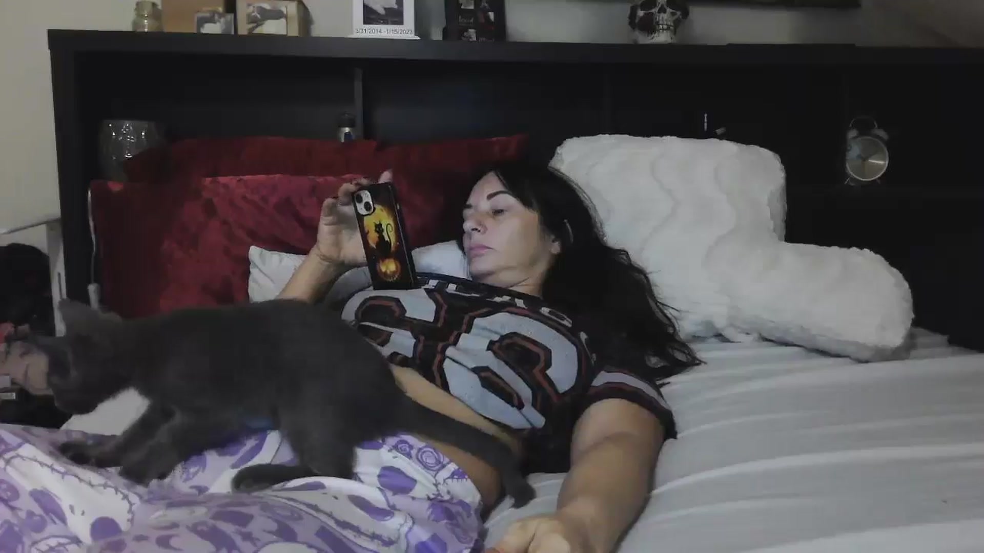 Gallery image thumbnail from CrystalLake's myfreecams stream on, 07/14/2024, 08:59 image 13 of 20