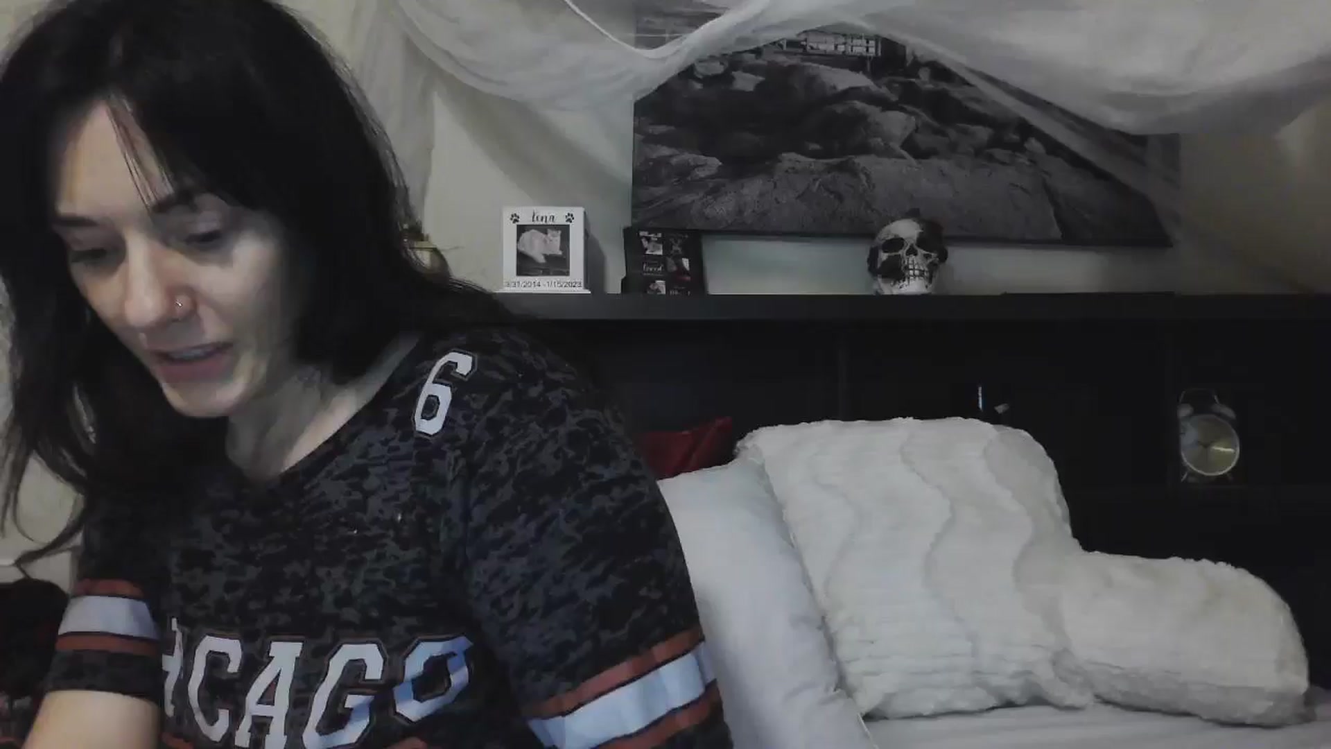 Gallery image thumbnail from CrystalLake's myfreecams stream on, 07/14/2024, 08:59 image 1 of 20