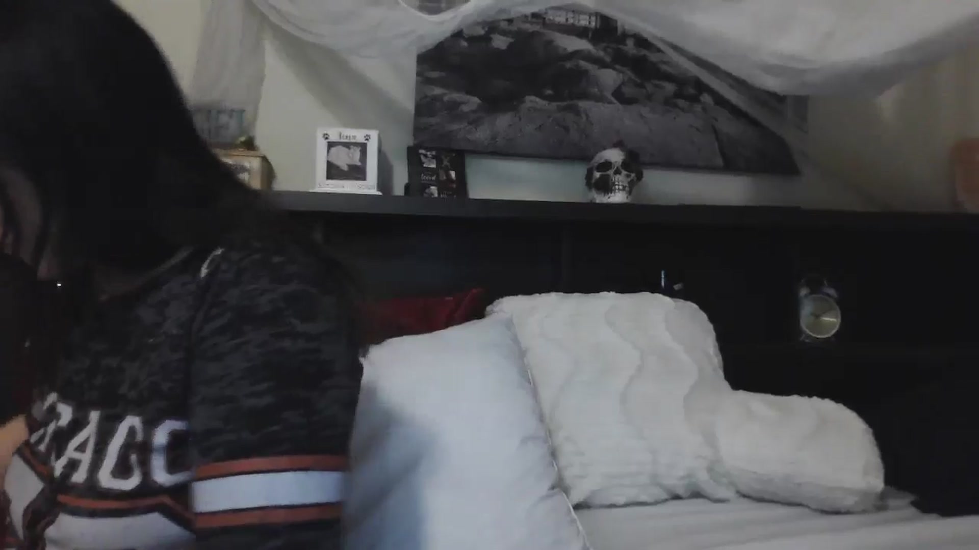 Gallery image thumbnail from CrystalLake's myfreecams stream on, 07/14/2024, 08:59 image 4 of 20