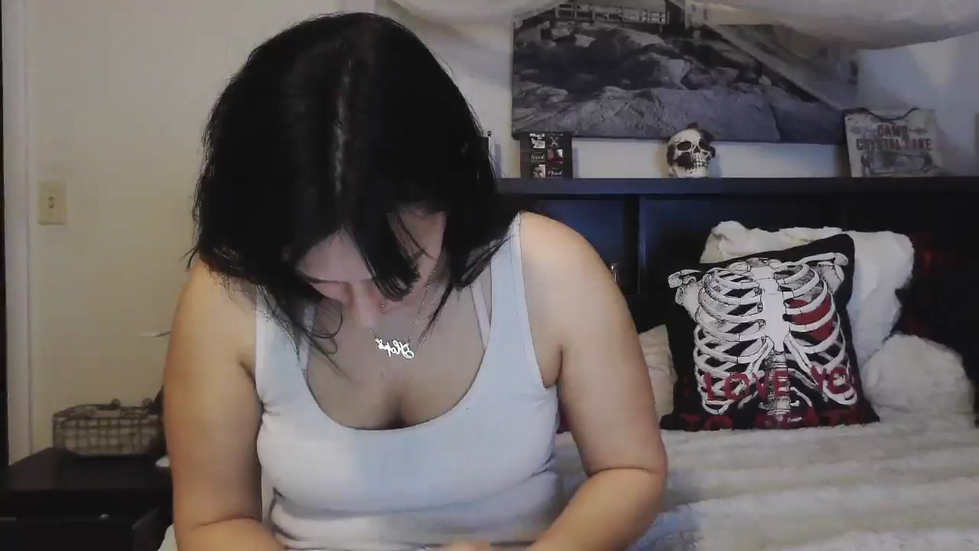 Gallery image thumbnail from CrystalLake's myfreecams stream on, 07/16/2024, 07:20 image 15 of 20