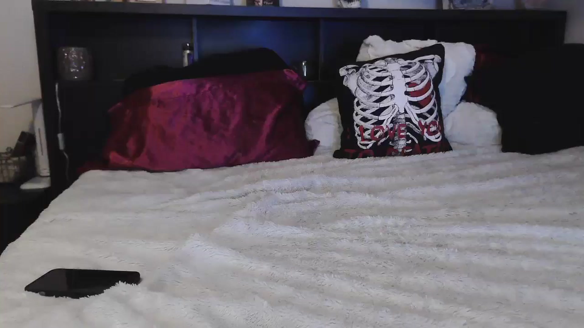 Gallery image thumbnail from CrystalLake's myfreecams stream on, 07/16/2024, 07:20 image 10 of 20