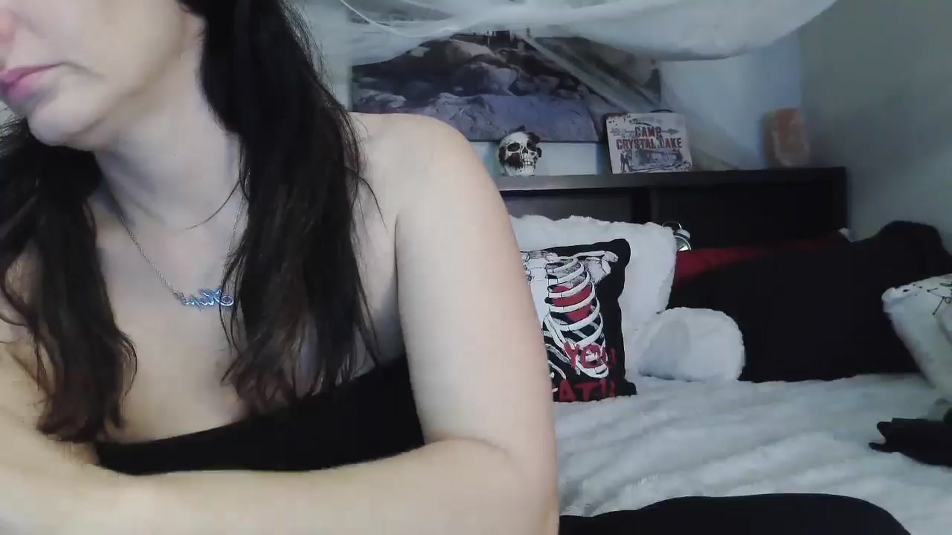 Gallery image thumbnail from CrystalLake's myfreecams stream on, 07/18/2024, 06:07 image 5 of 20