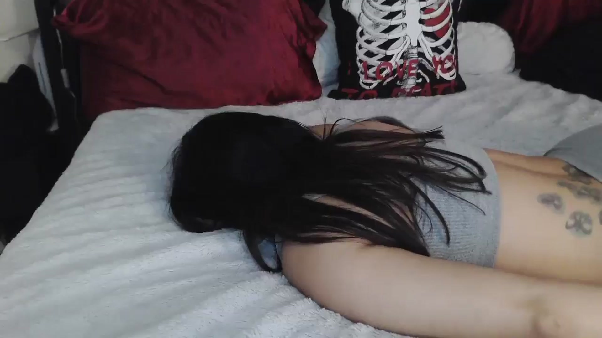 Gallery image thumbnail from CrystalLake's myfreecams stream on, 07/20/2024, 07:37 image 13 of 20