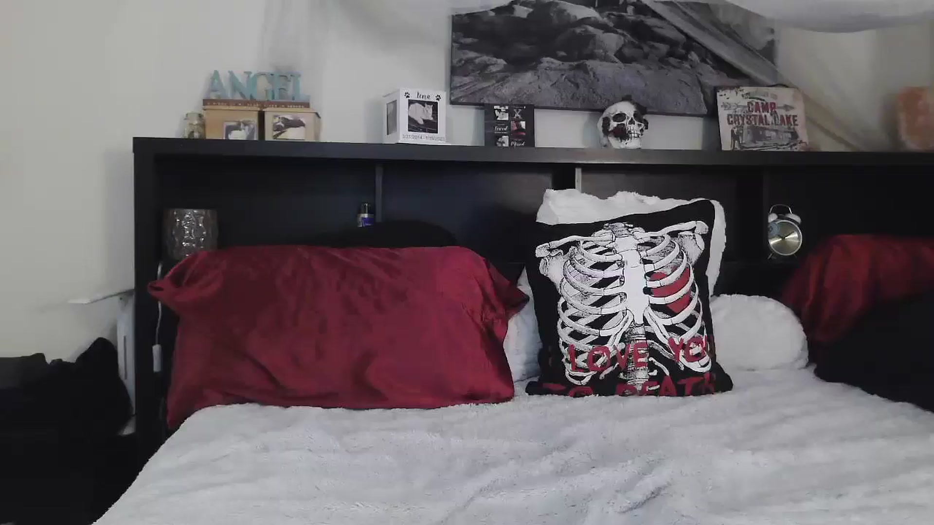 Gallery image thumbnail from CrystalLake's myfreecams stream on, 07/20/2024, 07:37 image 16 of 20