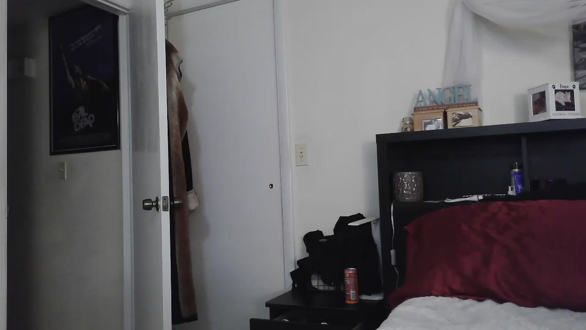 Gallery image thumbnail from CrystalLake's myfreecams stream on, 07/21/2024, 06:42 image 20 of 20