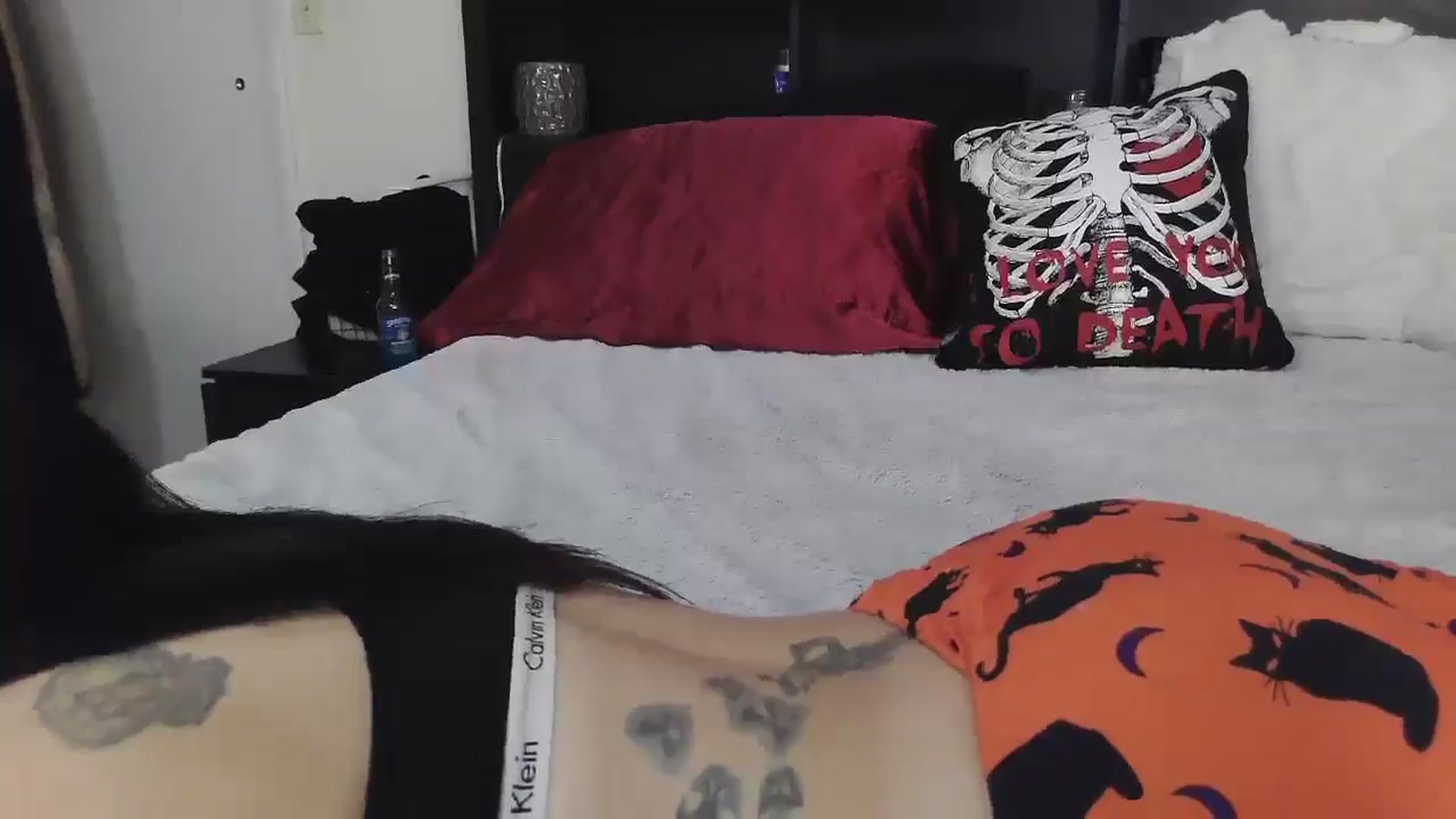 Gallery image thumbnail from CrystalLake's myfreecams stream on, 07/23/2024, 06:10 image 5 of 20