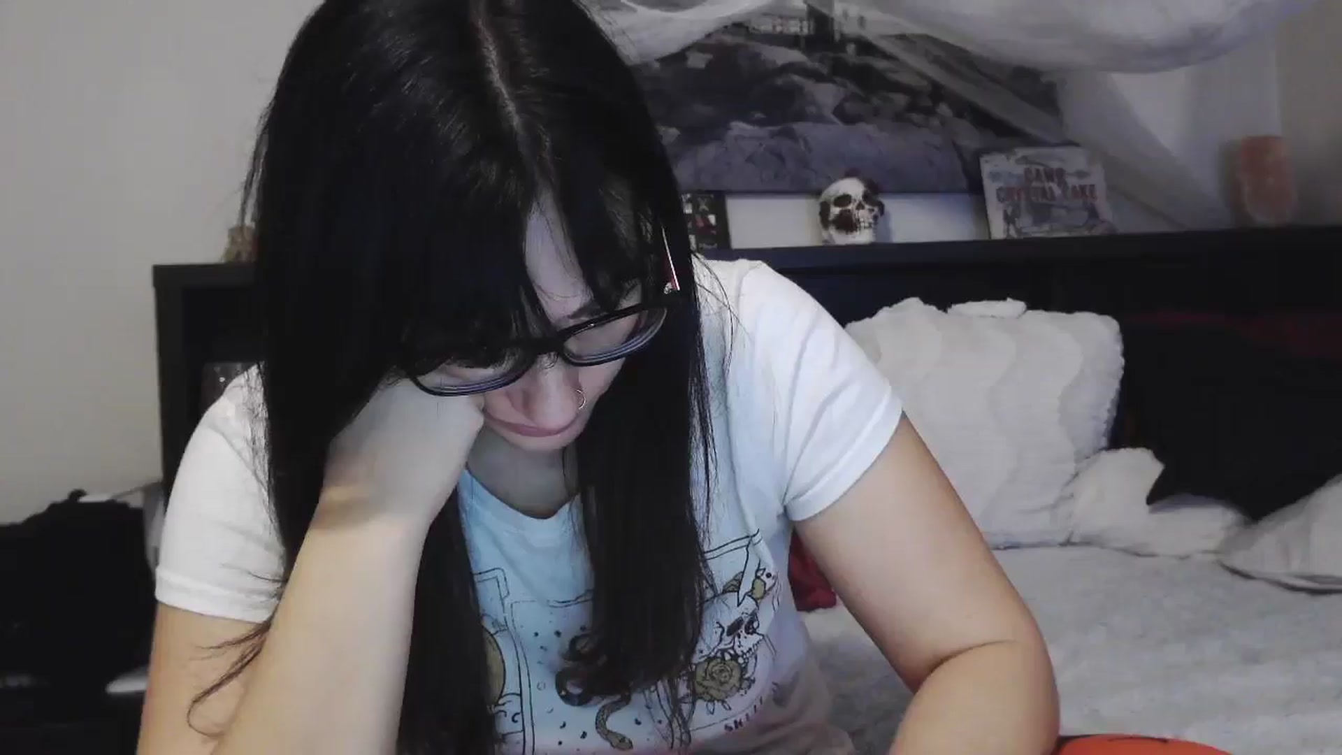 Gallery image thumbnail from CrystalLake's myfreecams stream on, 07/23/2024, 09:04 image 13 of 20