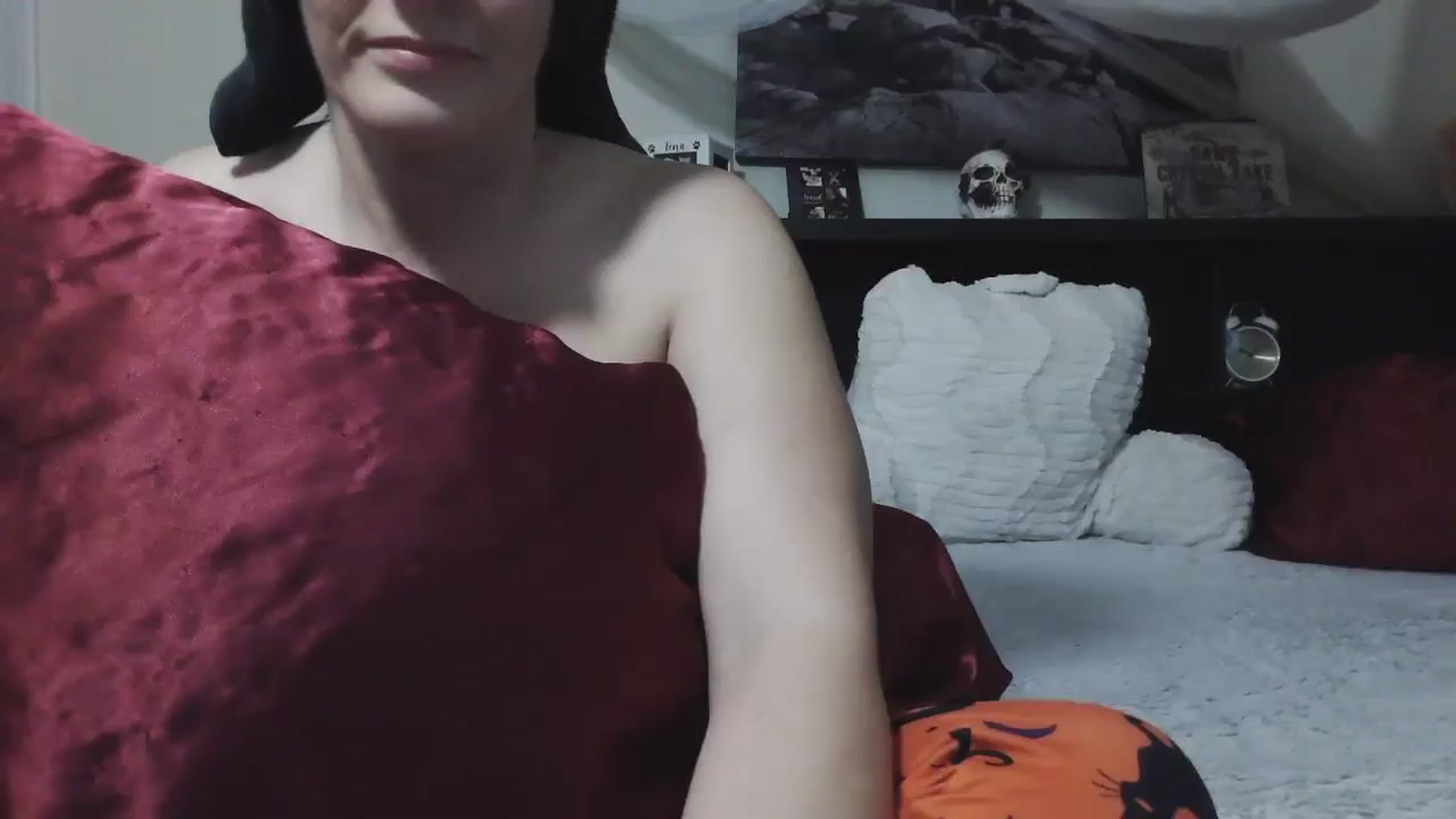 Gallery image thumbnail from CrystalLake's myfreecams stream on, 07/26/2024, 08:05 image 17 of 20