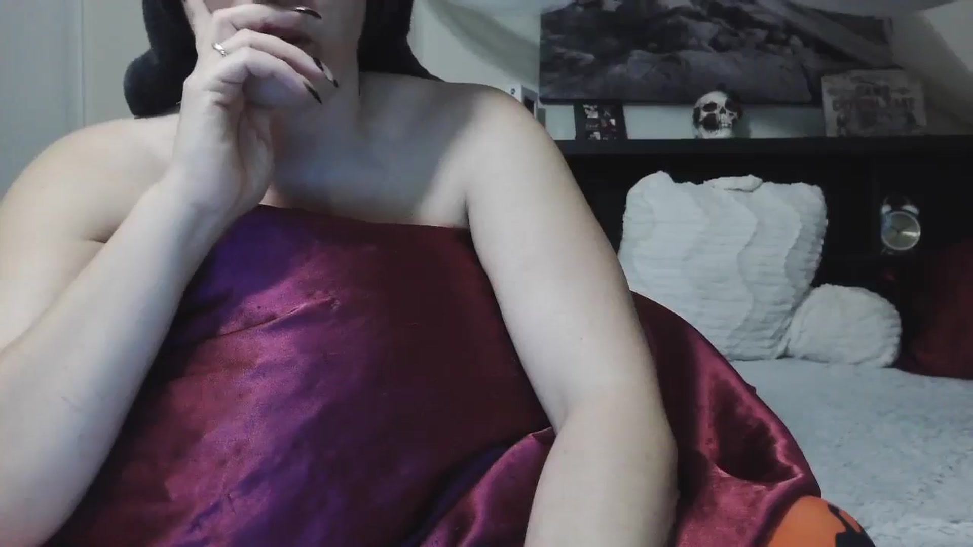 Gallery image thumbnail from CrystalLake's myfreecams stream on, 07/26/2024, 08:05 image 16 of 20