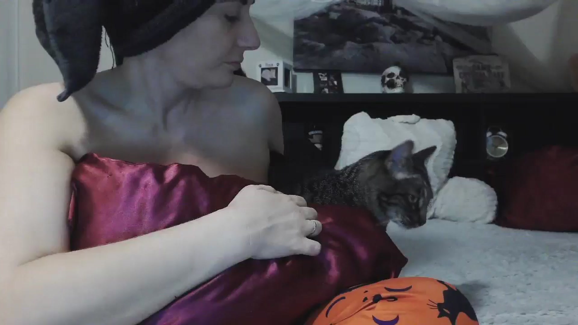 Gallery image thumbnail from CrystalLake's myfreecams stream on, 07/26/2024, 08:05 image 18 of 20