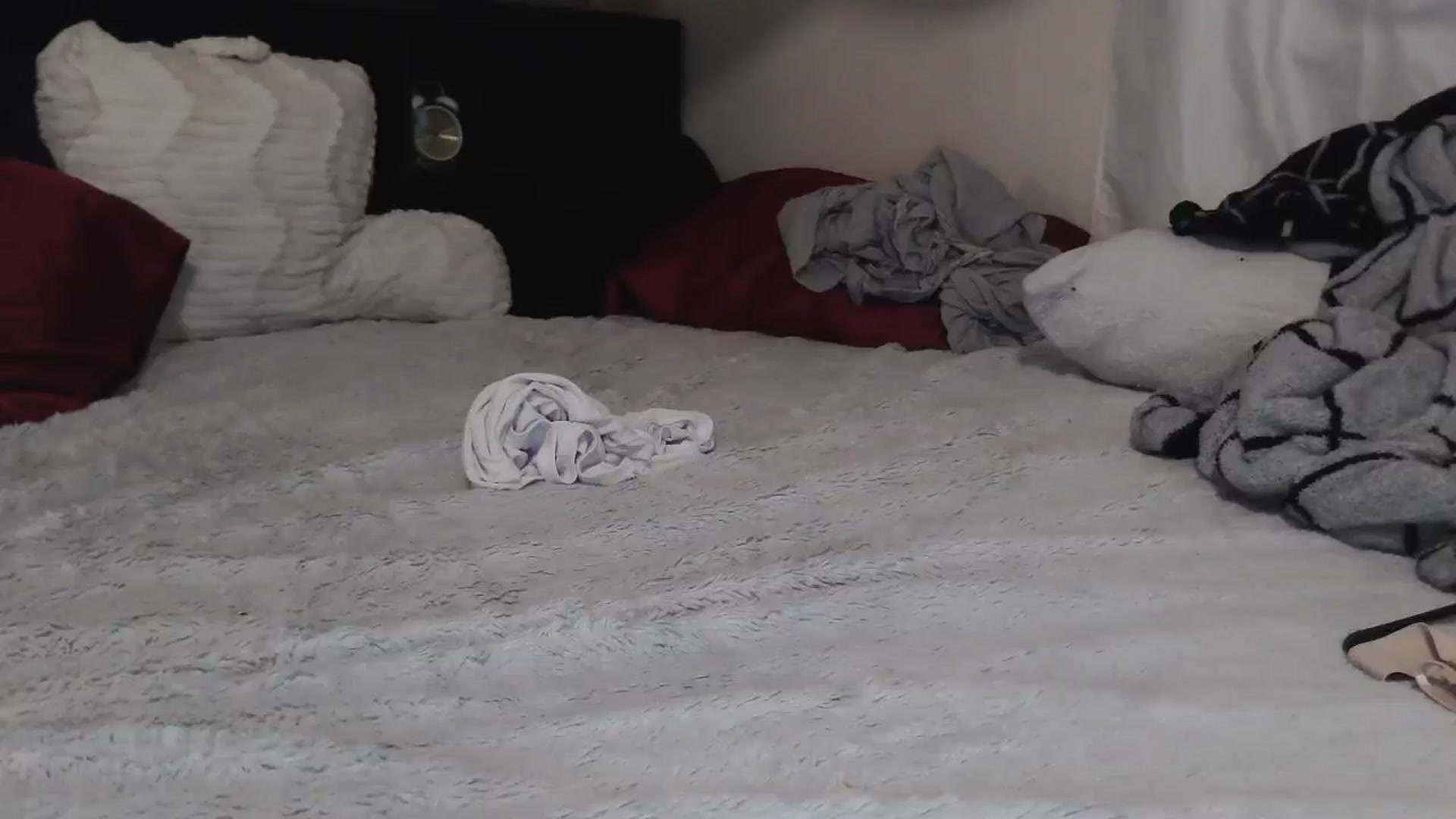 Gallery image thumbnail from CrystalLake's myfreecams stream on, 07/27/2024, 07:42 image 18 of 20