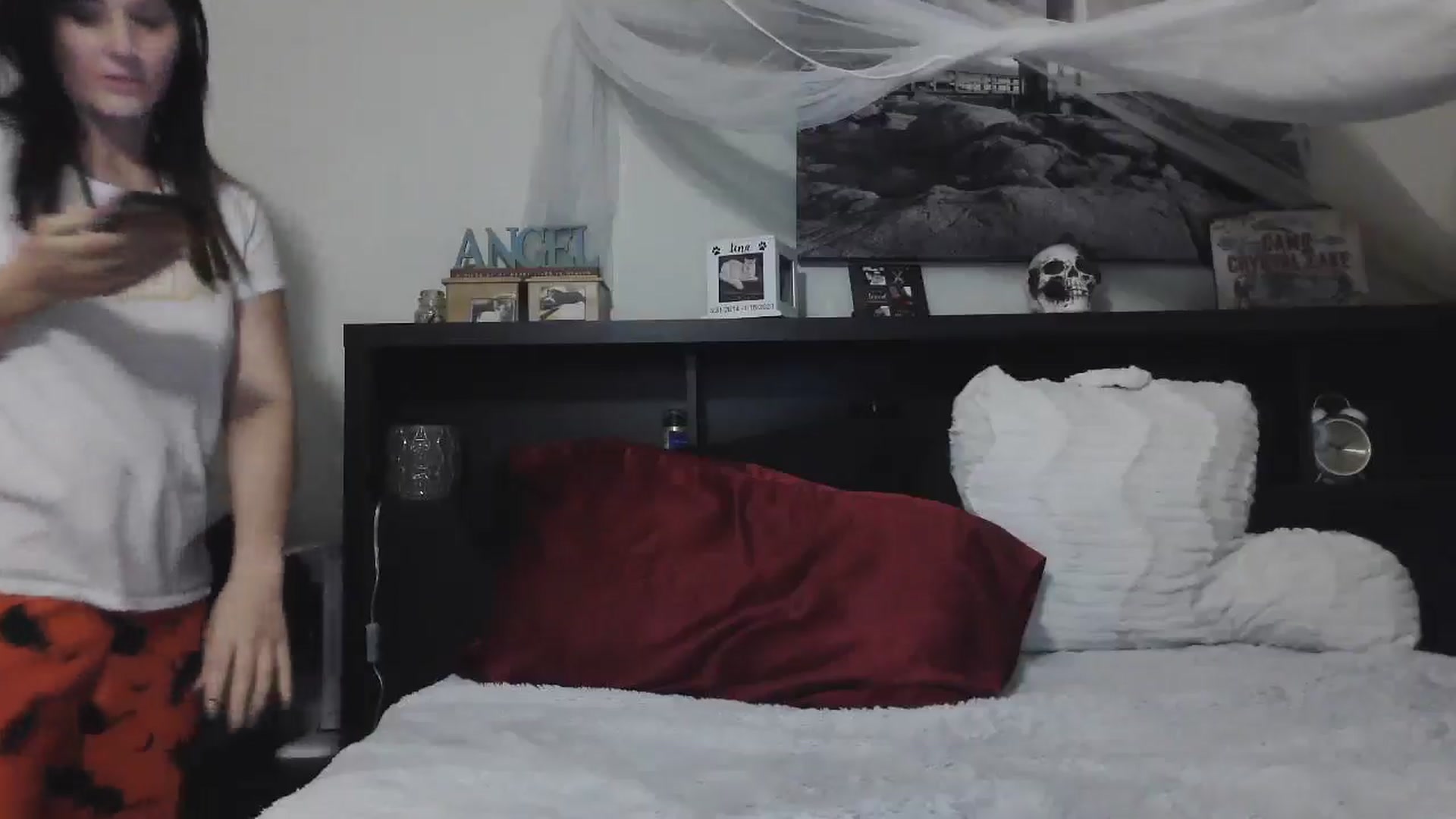 Gallery image thumbnail from CrystalLake's myfreecams stream on, 07/27/2024, 07:42 image 20 of 20