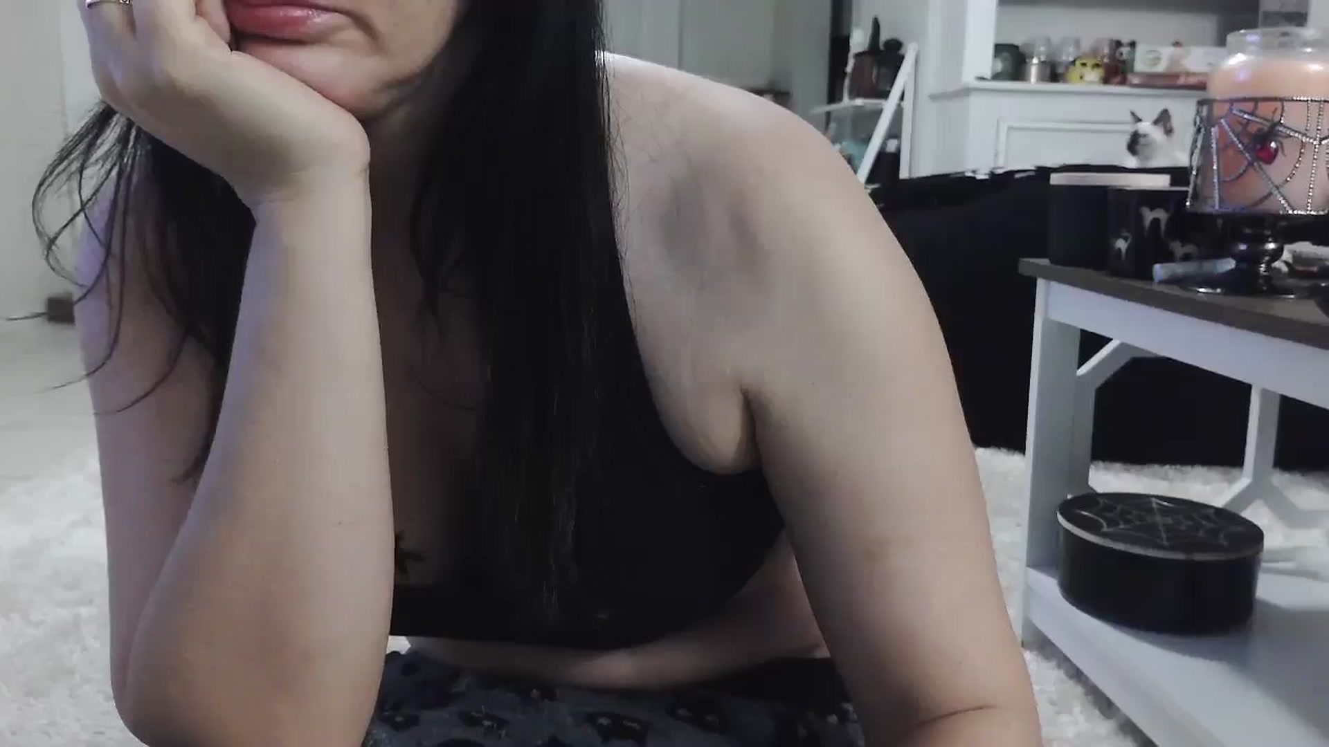 Gallery image thumbnail from CrystalLake's myfreecams stream on, 07/28/2024, 06:24 image 18 of 20