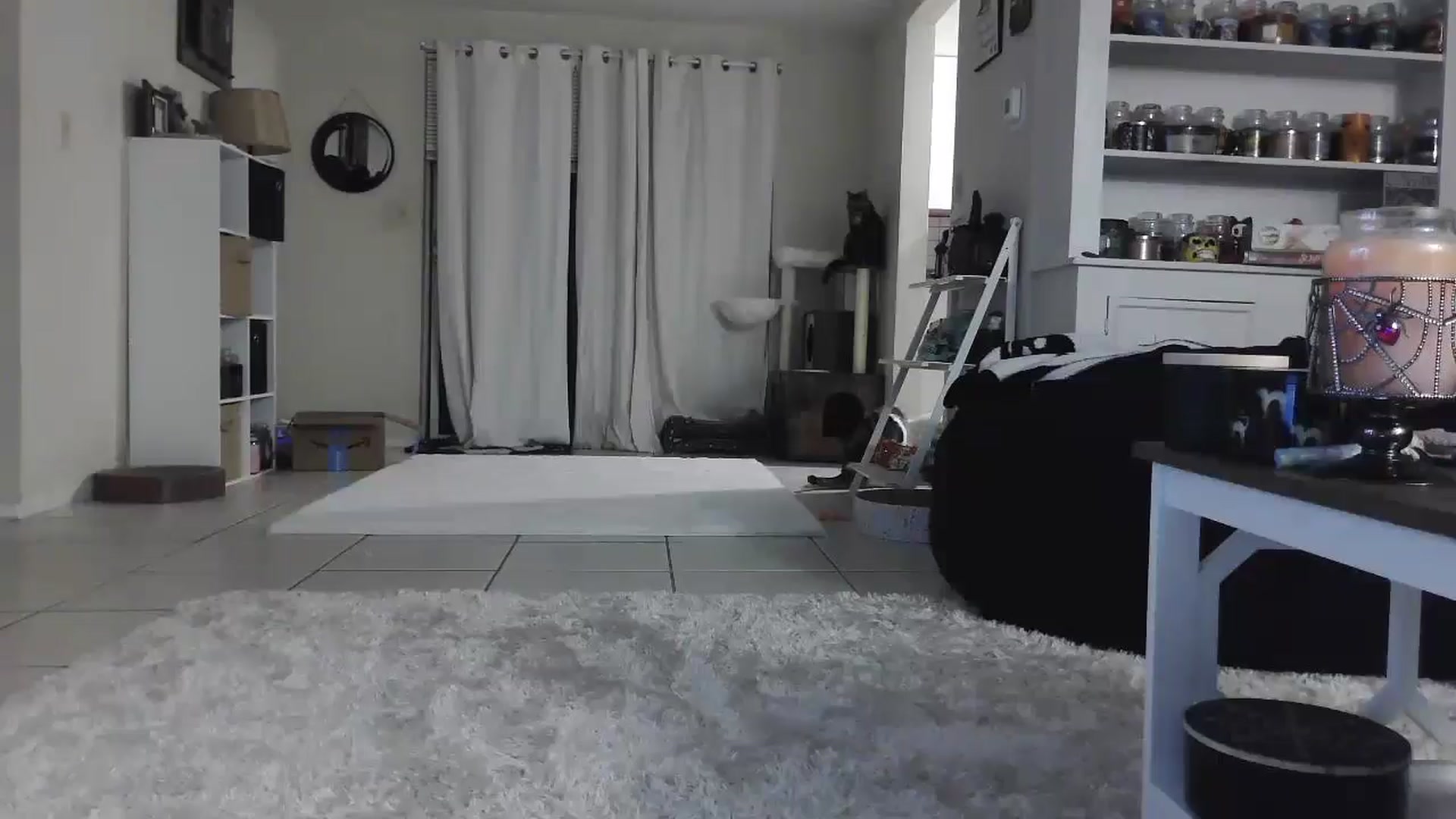 Gallery image thumbnail from CrystalLake's myfreecams stream on, 07/28/2024, 09:22 image 9 of 20