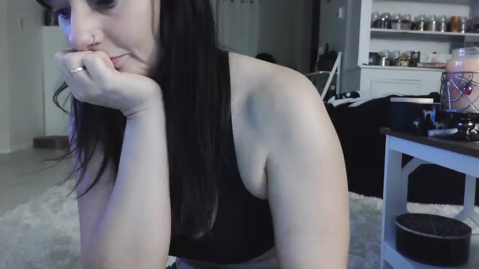 Gallery image thumbnail from CrystalLake's myfreecams stream on, 07/28/2024, 09:22 image 15 of 20