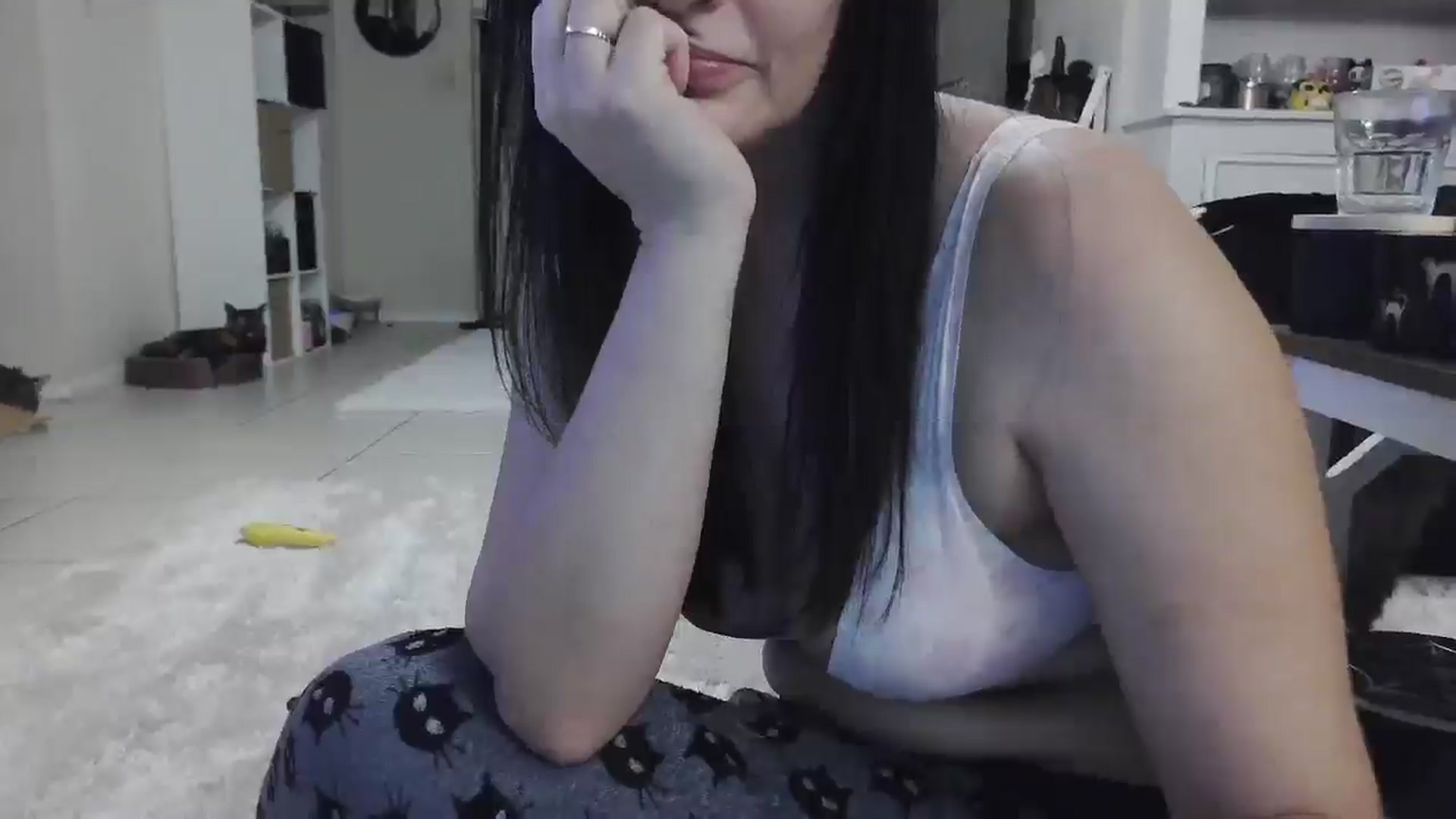 Gallery image thumbnail from CrystalLake's myfreecams stream on, 07/29/2024, 05:16 image 18 of 20