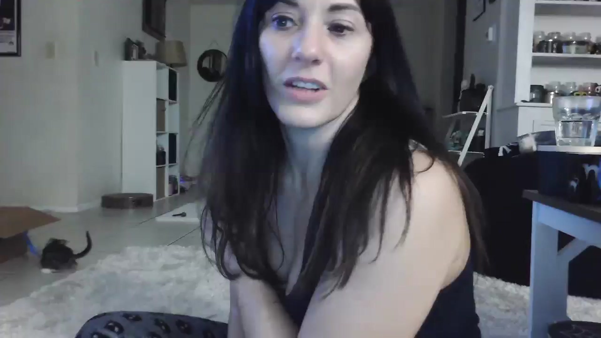 Gallery image thumbnail from CrystalLake's myfreecams stream on, 07/29/2024, 08:58 image 11 of 20