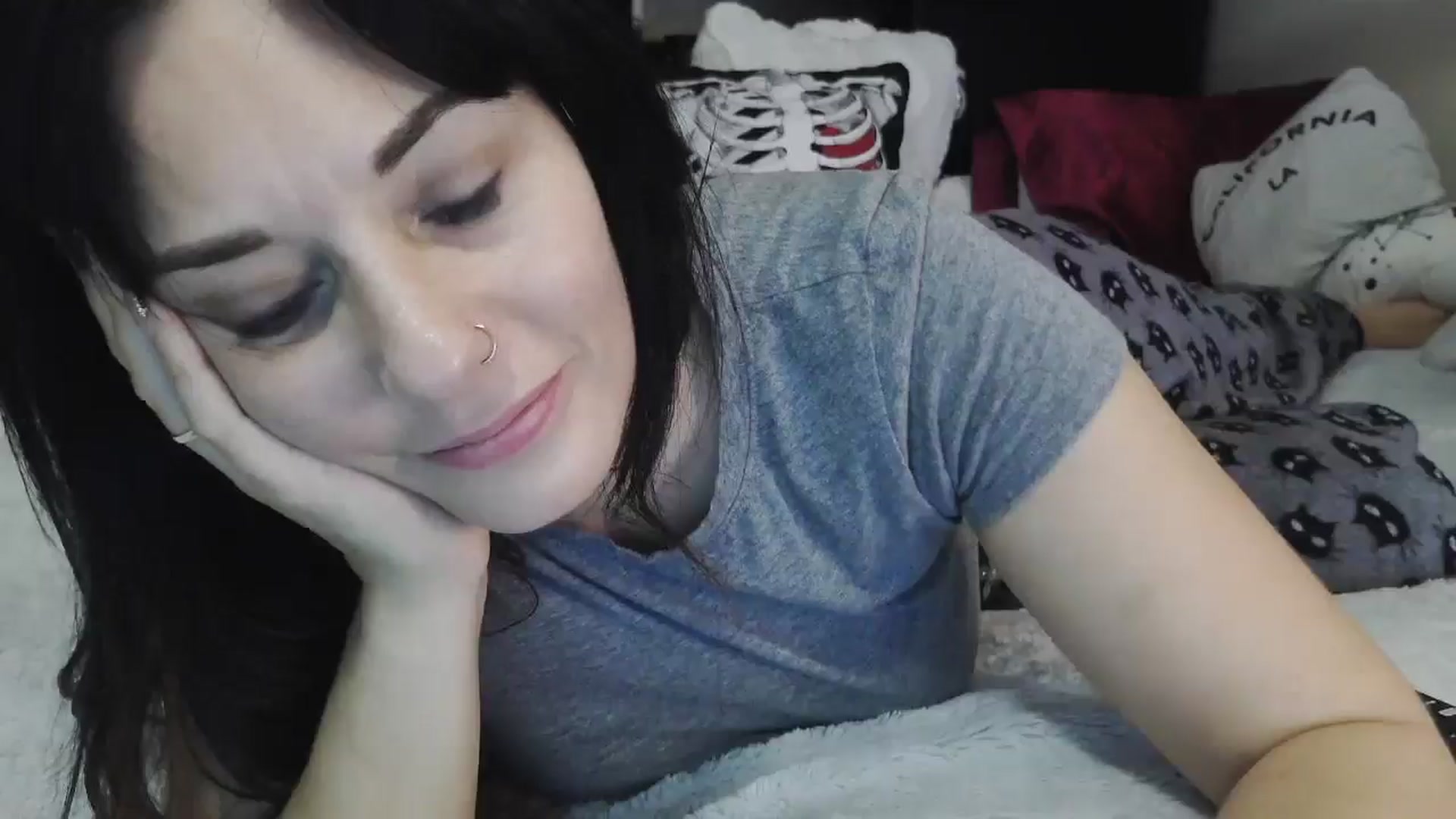 Gallery image thumbnail from CrystalLake's myfreecams stream on, 07/30/2024, 05:59 image 10 of 20