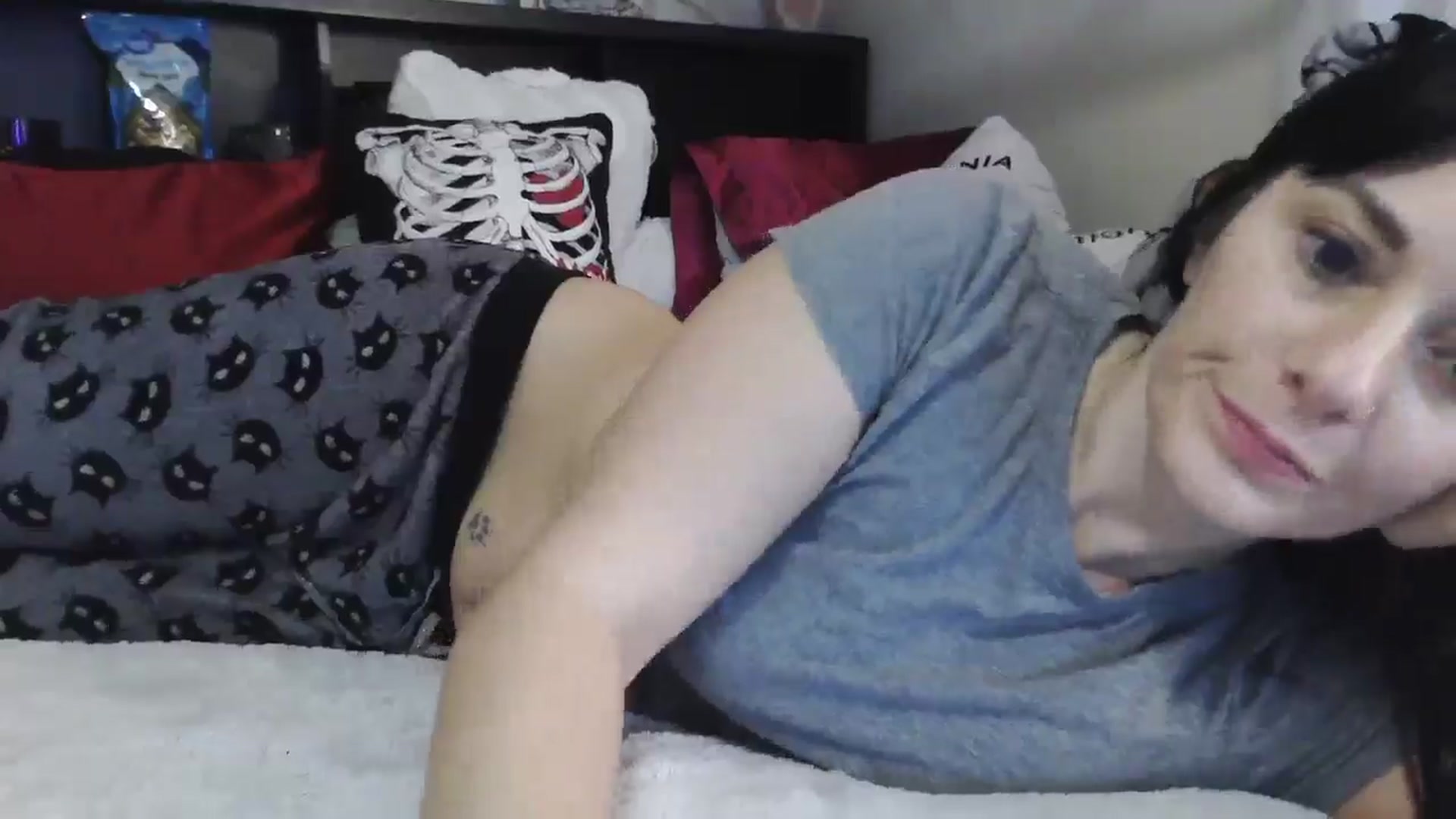 Gallery image thumbnail from CrystalLake's myfreecams stream on, 07/30/2024, 05:59 image 12 of 20