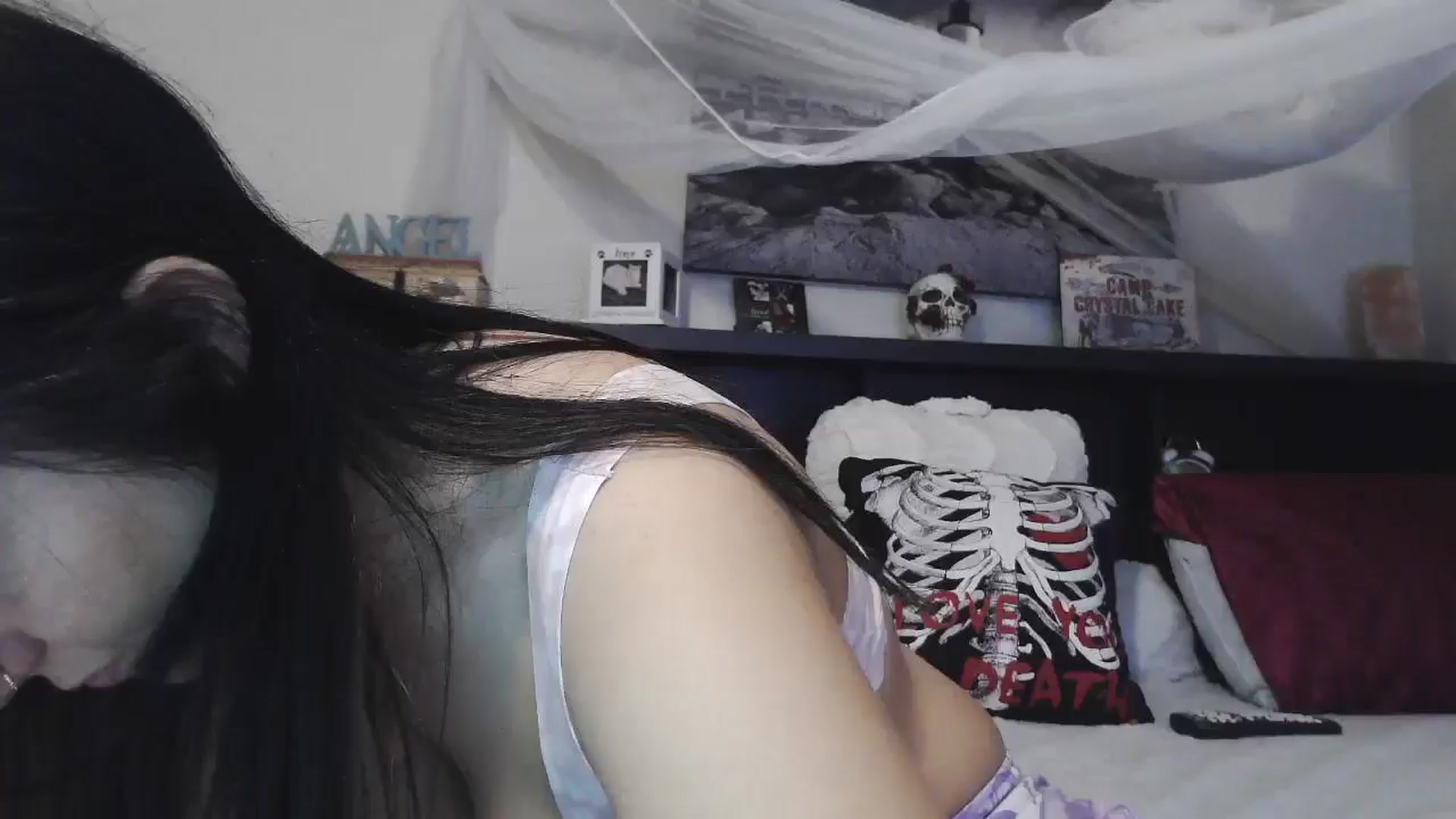 Gallery image thumbnail from CrystalLake's myfreecams stream on, 07/31/2024, 07:22 image 12 of 20