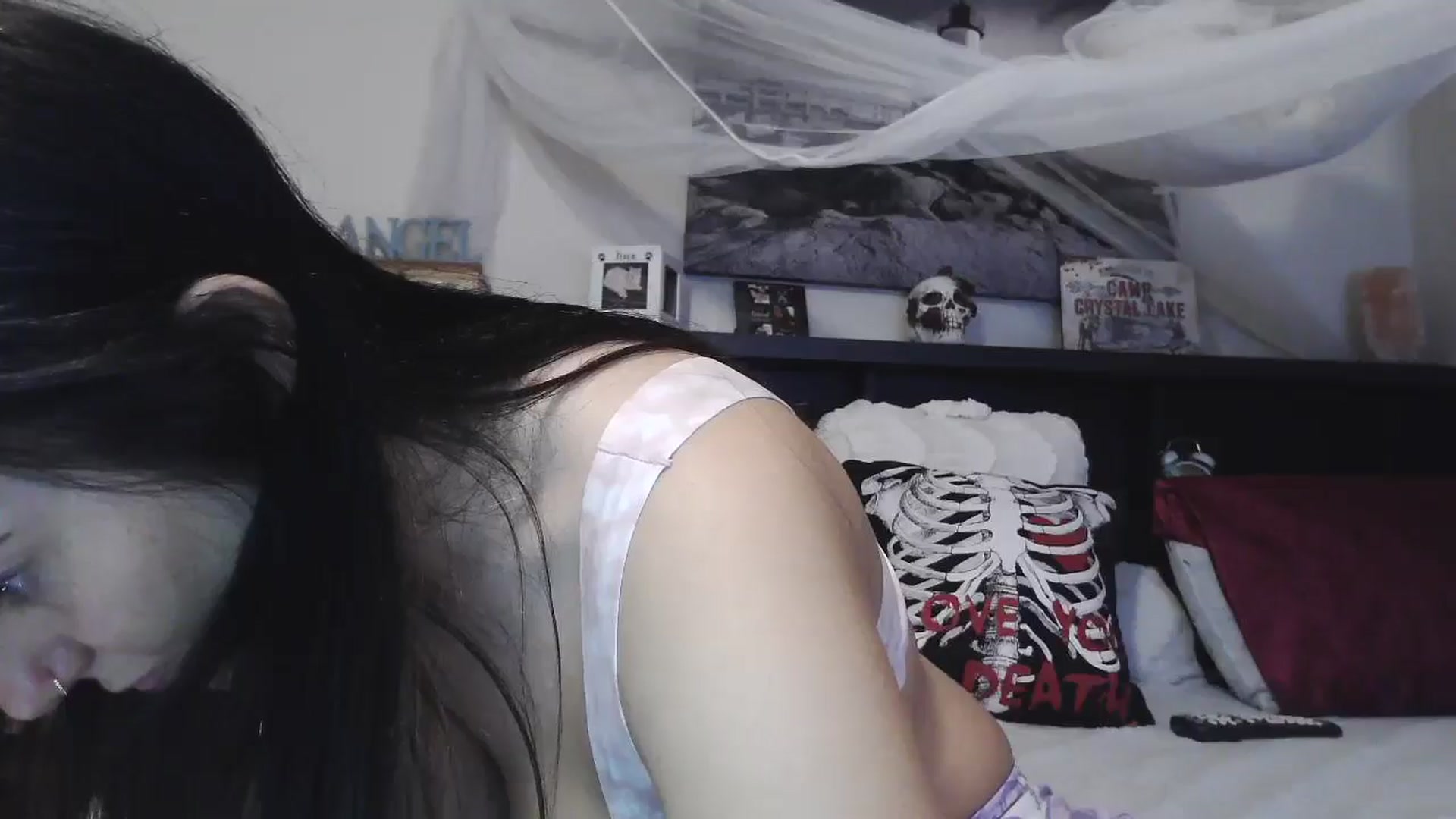 Gallery image thumbnail from CrystalLake's myfreecams stream on, 07/31/2024, 07:22 image 11 of 20
