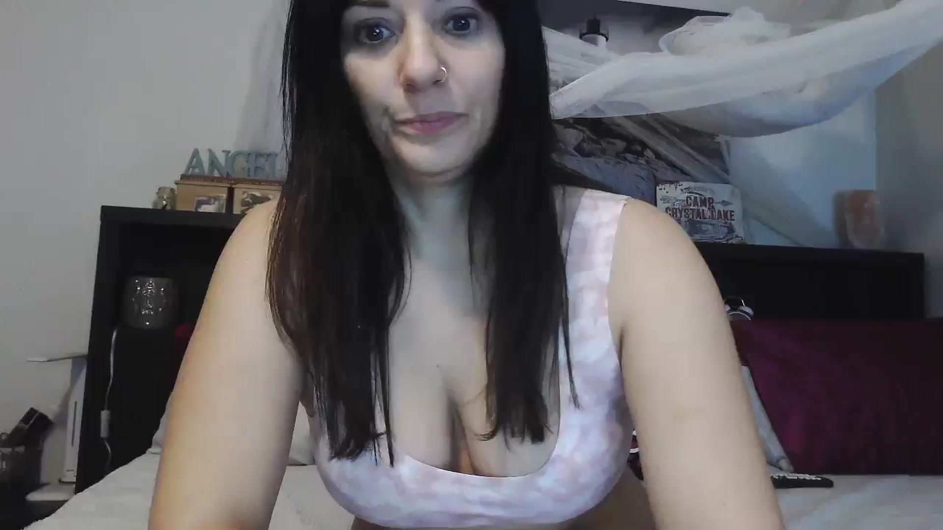 Gallery image thumbnail from CrystalLake's myfreecams stream on, 07/31/2024, 07:22 image 1 of 20