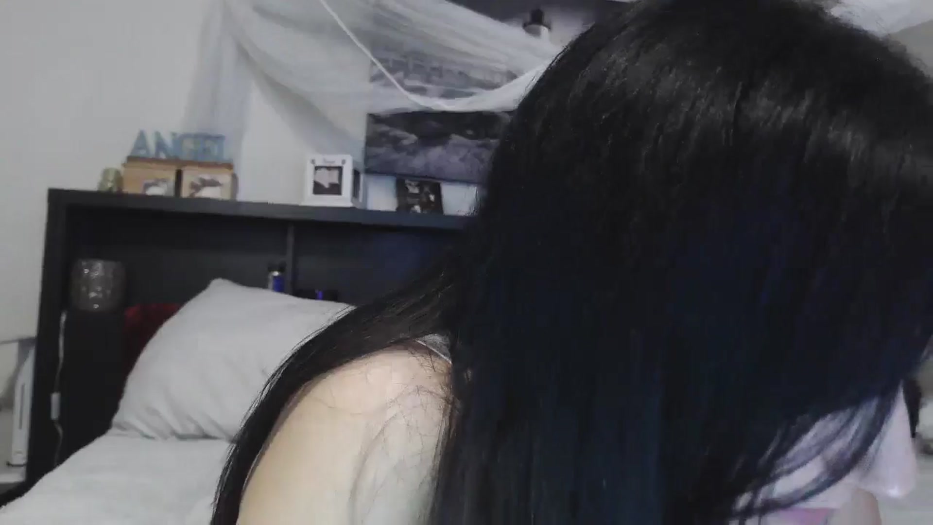 Gallery image thumbnail from CrystalLake's myfreecams stream on, 07/31/2024, 07:22 image 20 of 20