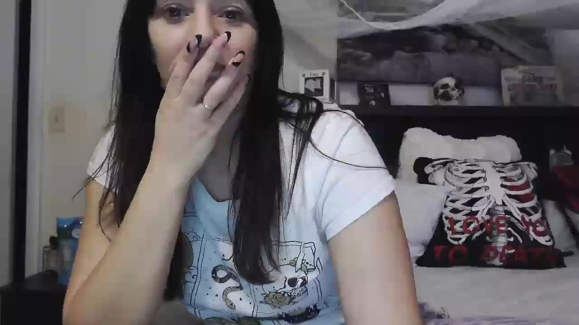Gallery image thumbnail from CrystalLake's myfreecams stream on, 07/31/2024, 09:35 image 17 of 20