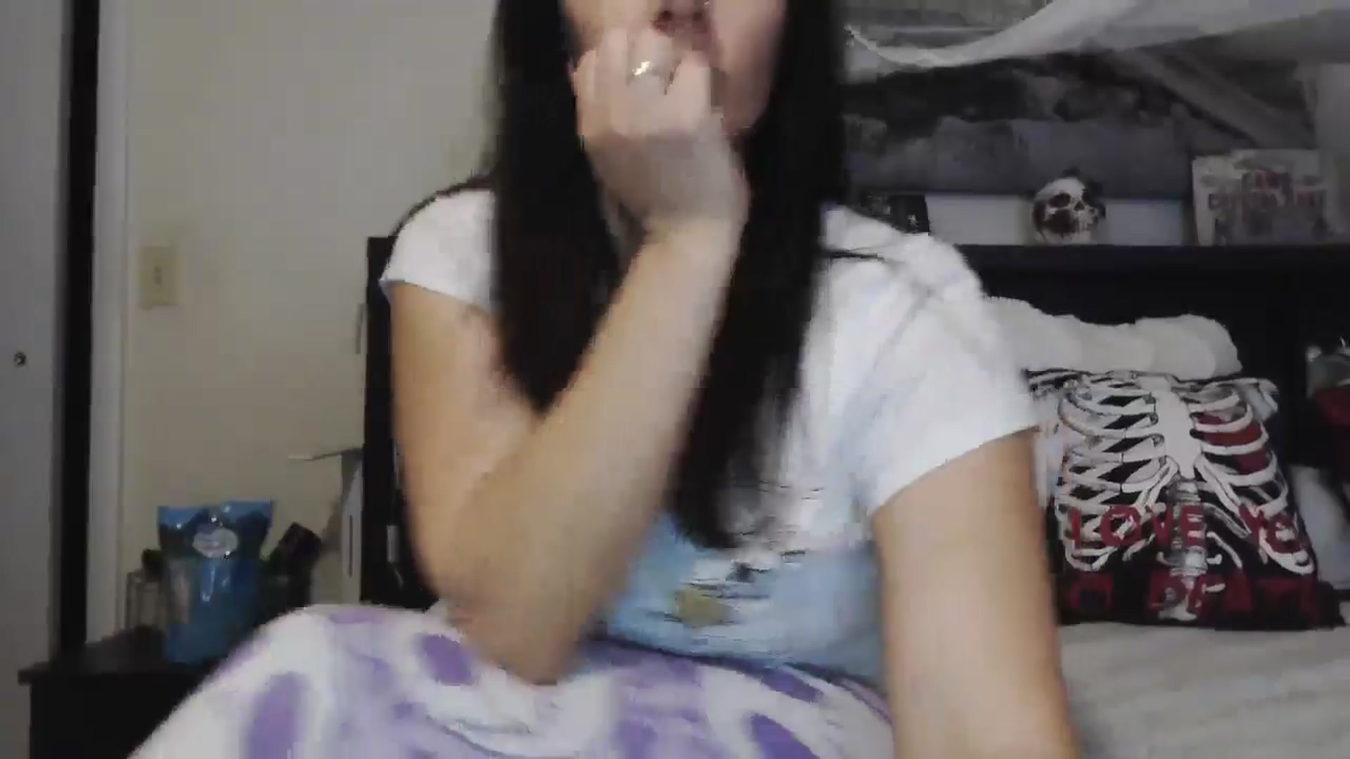 Gallery image thumbnail from CrystalLake's myfreecams stream on, 07/31/2024, 09:35 image 19 of 20