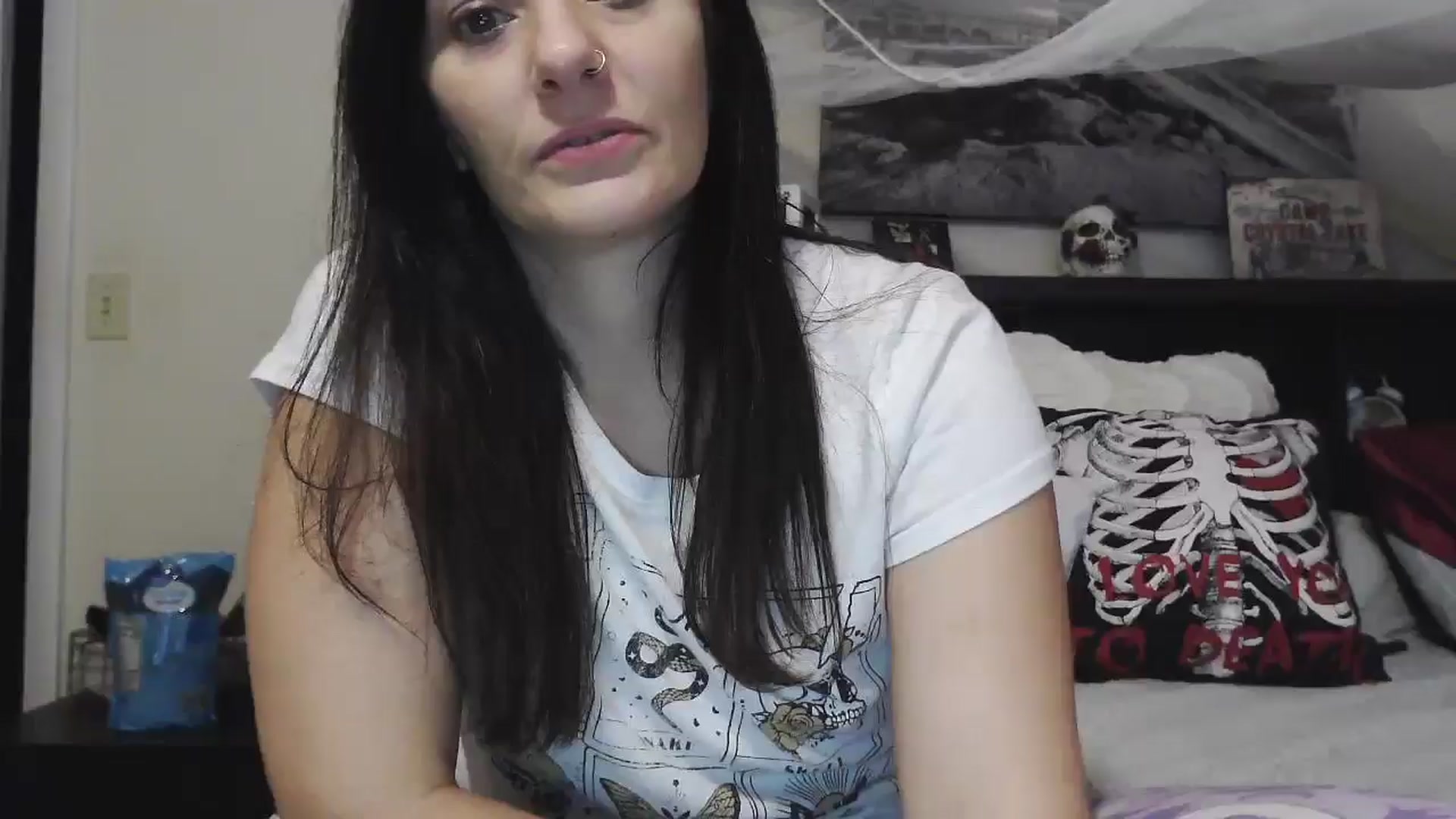 Gallery image thumbnail from CrystalLake's myfreecams stream on, 07/31/2024, 09:35 image 12 of 20