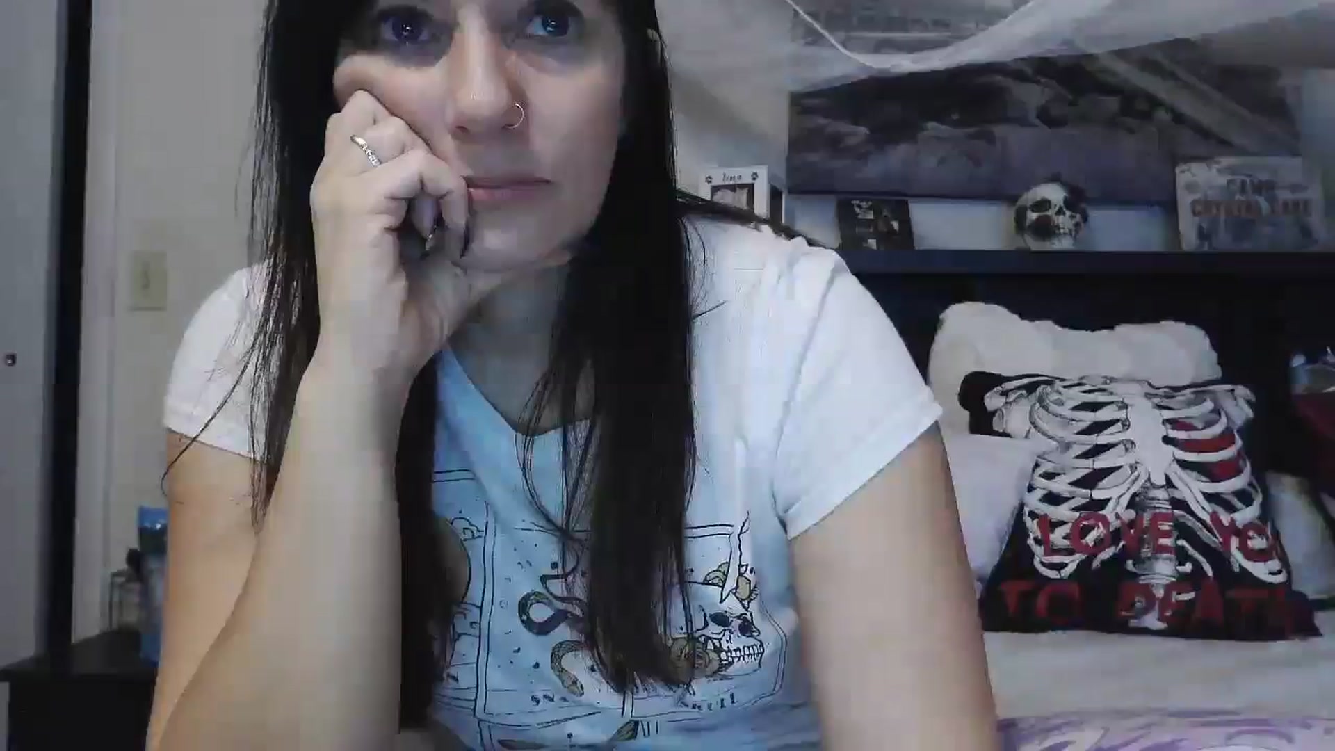 Gallery image thumbnail from CrystalLake's myfreecams stream on, 07/31/2024, 09:35 image 5 of 20