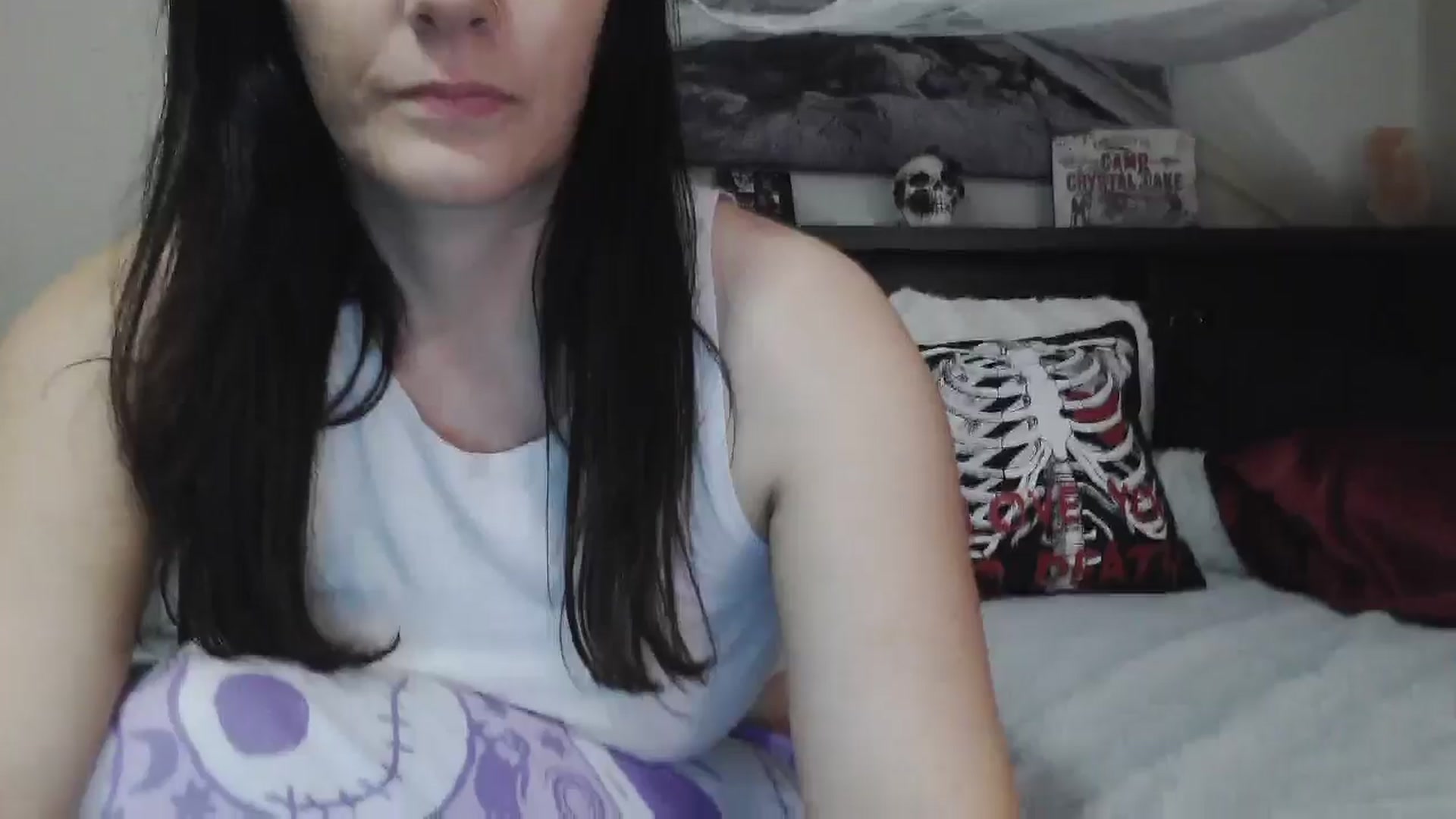 Gallery image thumbnail from CrystalLake's myfreecams stream on, 08/02/2024, 06:30 image 14 of 20
