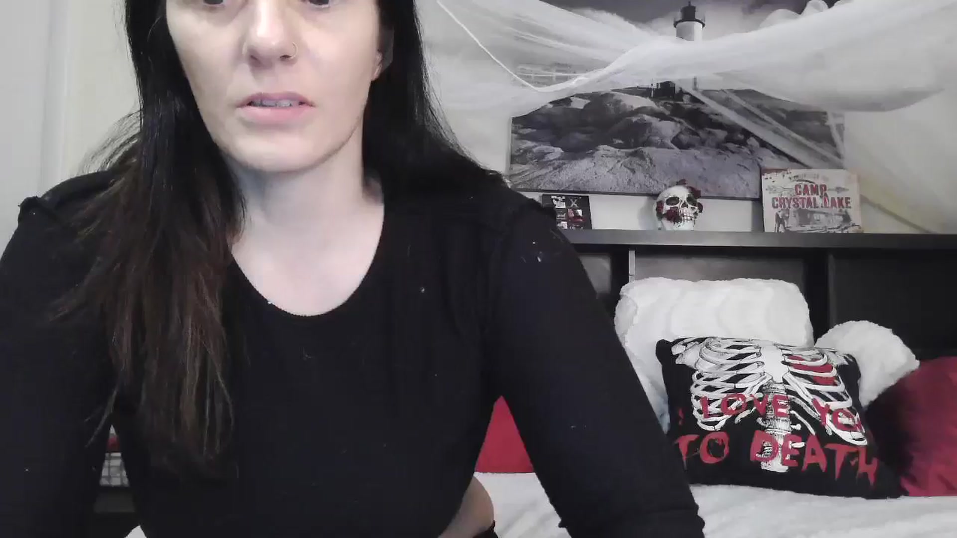 Gallery image thumbnail from CrystalLake's myfreecams stream on, 08/04/2024, 06:50 image 7 of 20