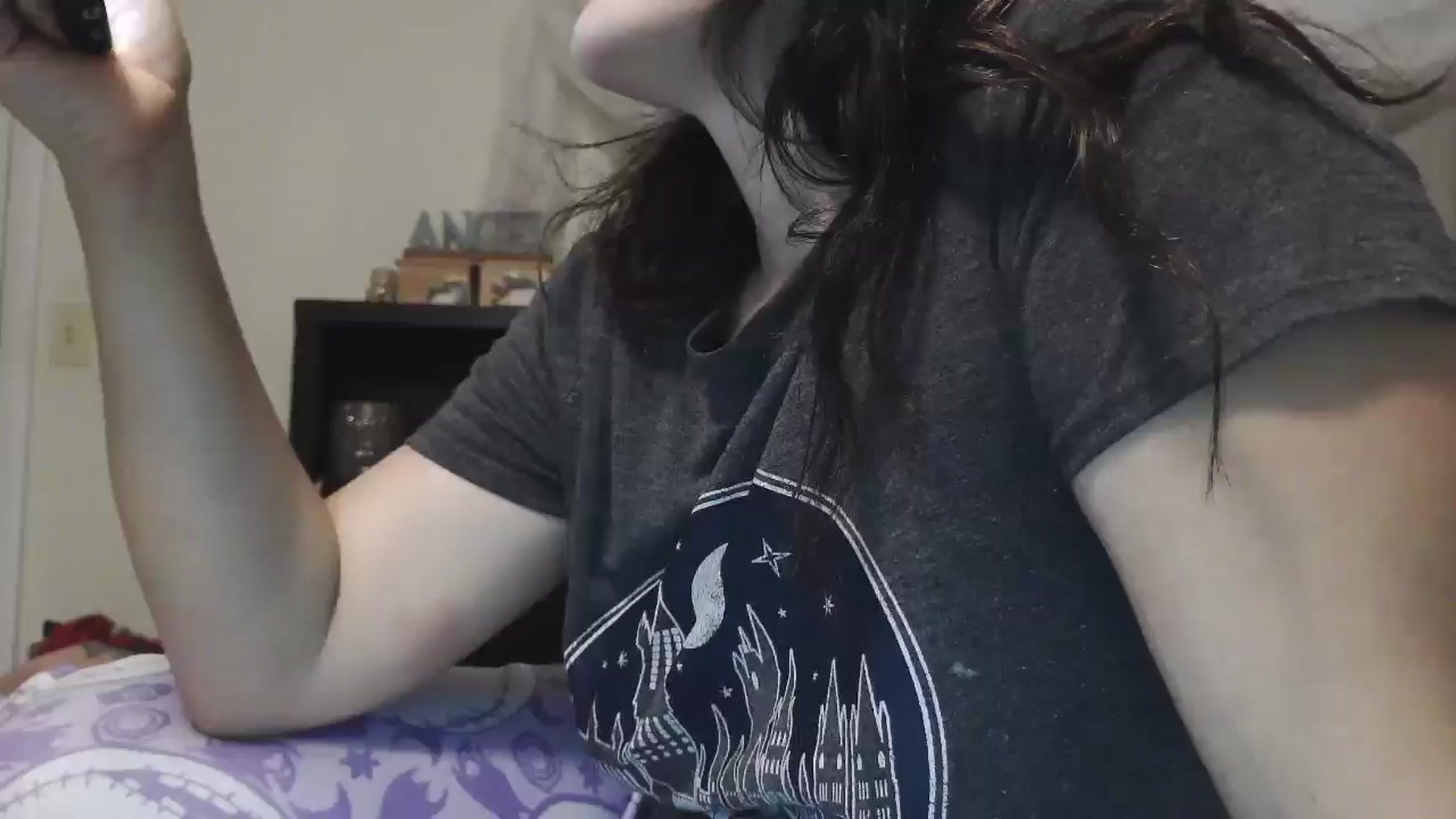 Gallery image thumbnail from CrystalLake's myfreecams stream on, 08/05/2024, 09:10 image 7 of 20