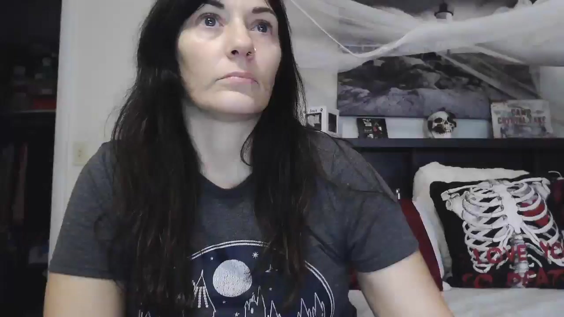 Gallery image thumbnail from CrystalLake's myfreecams stream on, 08/06/2024, 08:02 image 20 of 20