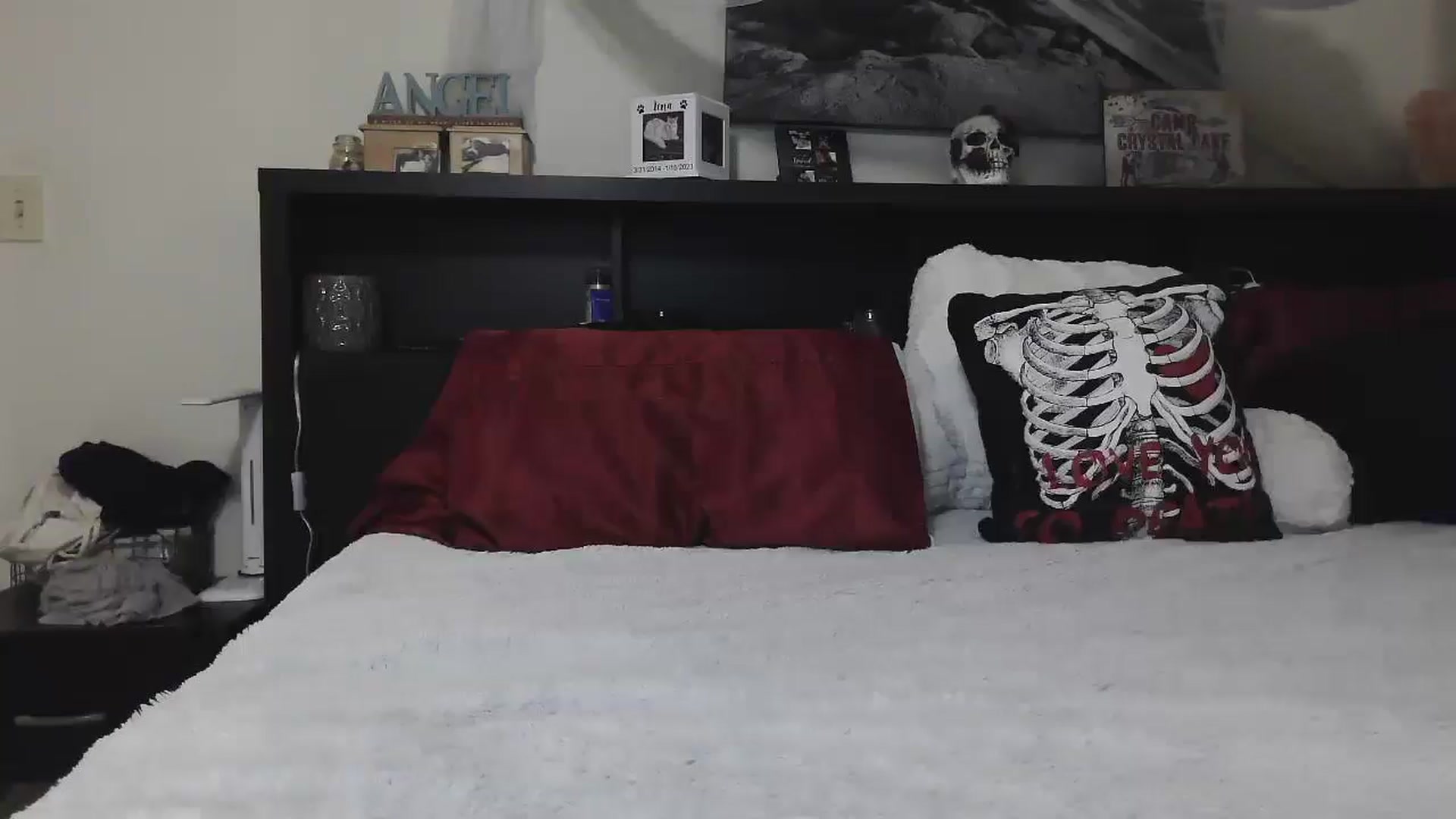Gallery image thumbnail from CrystalLake's myfreecams stream on, 08/06/2024, 08:02 image 2 of 20
