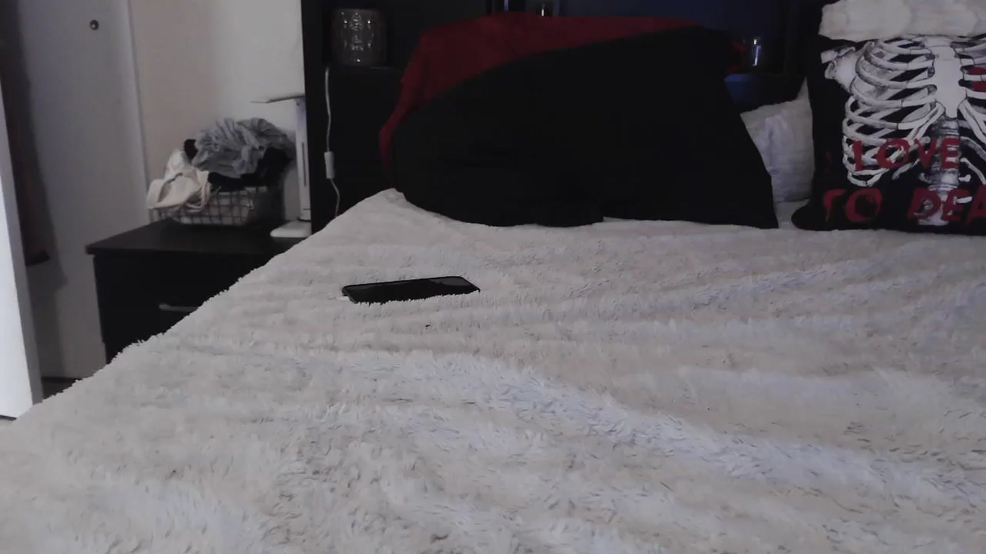 Gallery image thumbnail from CrystalLake's myfreecams stream on, 08/07/2024, 07:45 image 19 of 20