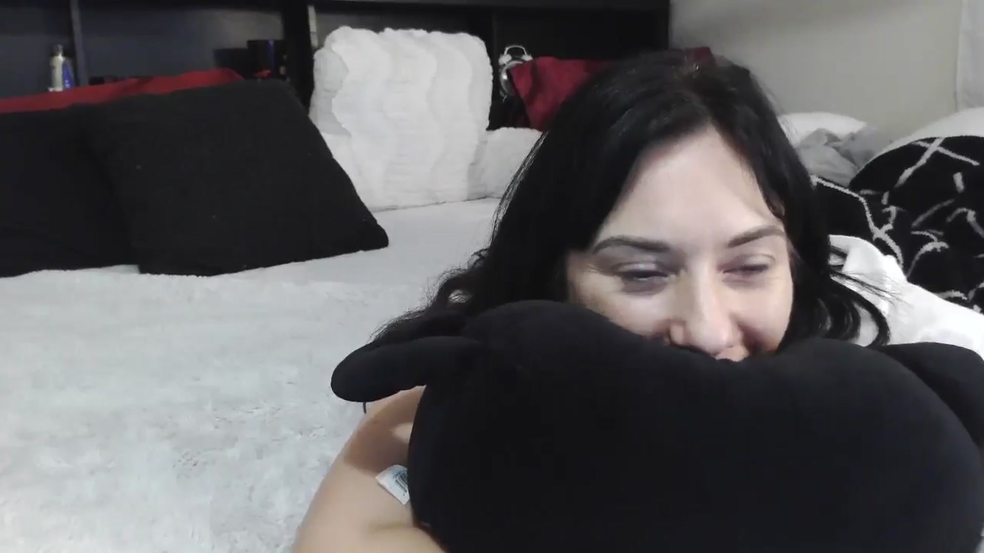 Gallery image thumbnail from CrystalLake's myfreecams stream on, 08/08/2024, 06:14 image 6 of 20