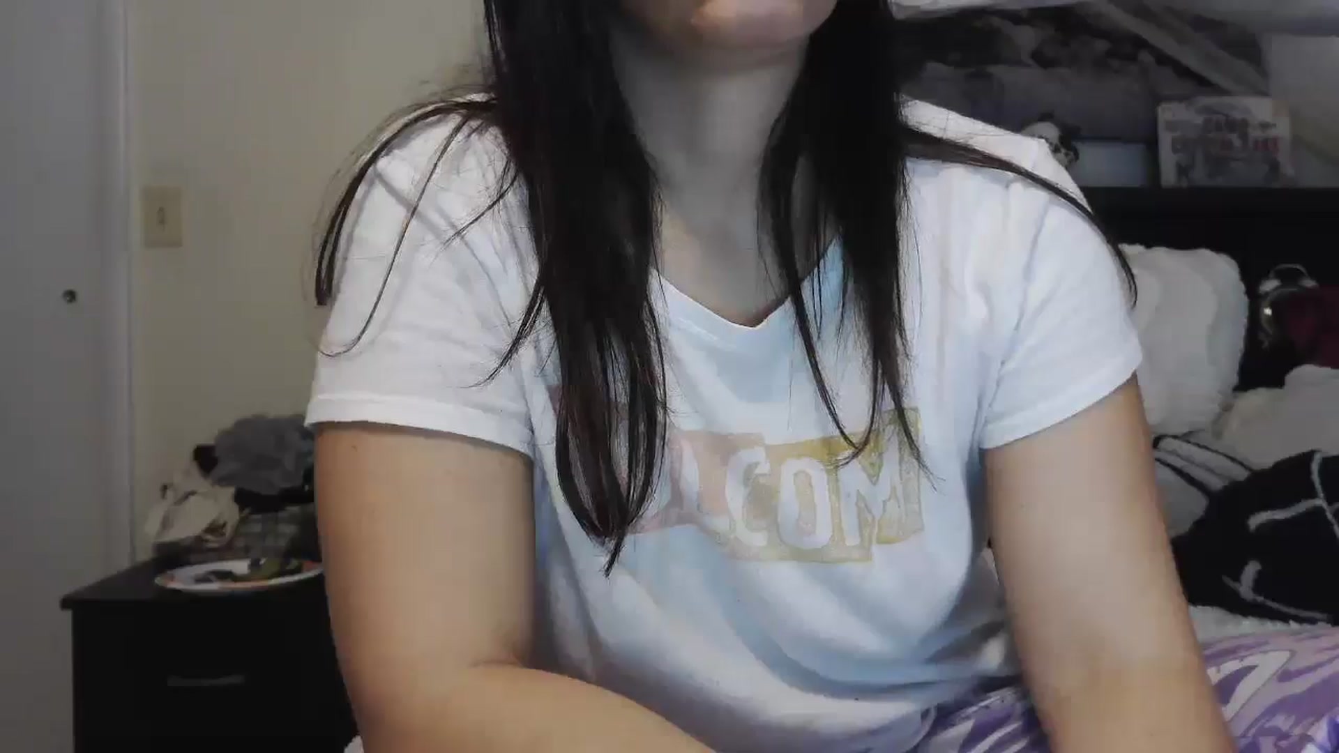 Gallery image thumbnail from CrystalLake's myfreecams stream on, 08/08/2024, 09:00 image 15 of 20