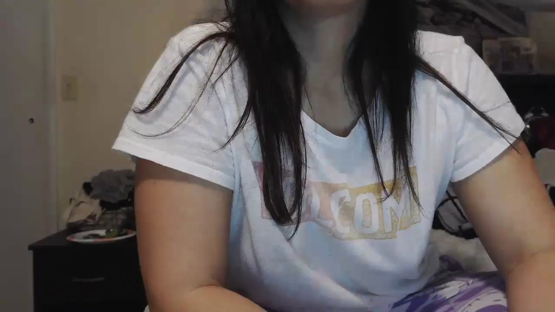 Gallery image thumbnail from CrystalLake's myfreecams stream on, 08/08/2024, 09:00 image 16 of 20