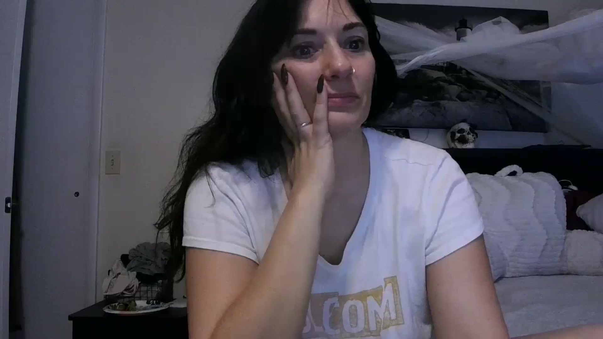 Gallery image thumbnail from CrystalLake's myfreecams stream on, 08/09/2024, 10:46 image 5 of 20