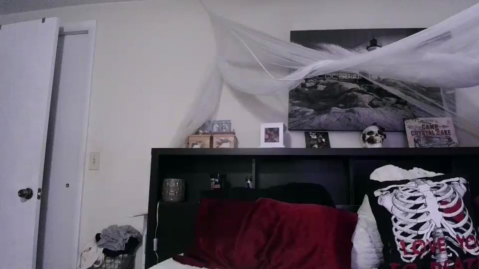 Gallery image thumbnail from CrystalLake's myfreecams stream on, 08/11/2024, 08:35 image 20 of 20