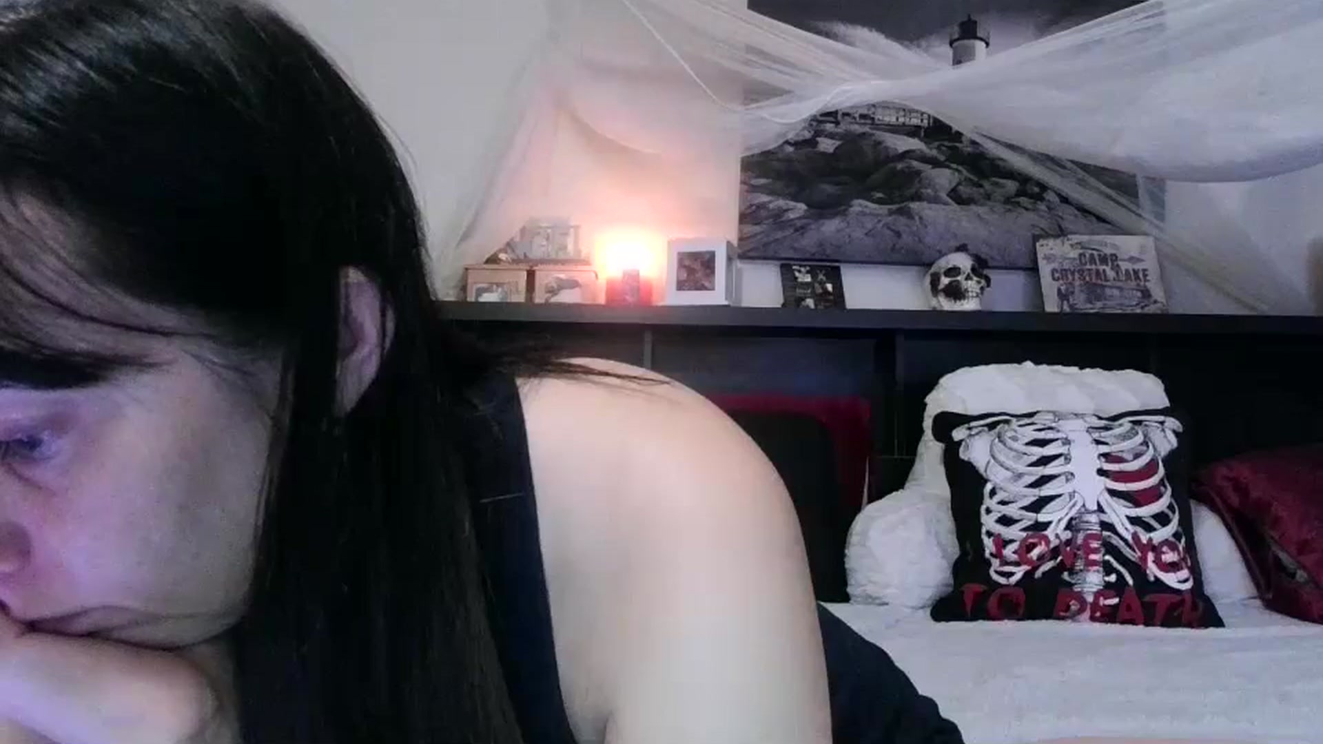 Gallery image thumbnail from CrystalLake's myfreecams stream on, 08/12/2024, 06:13 image 13 of 20