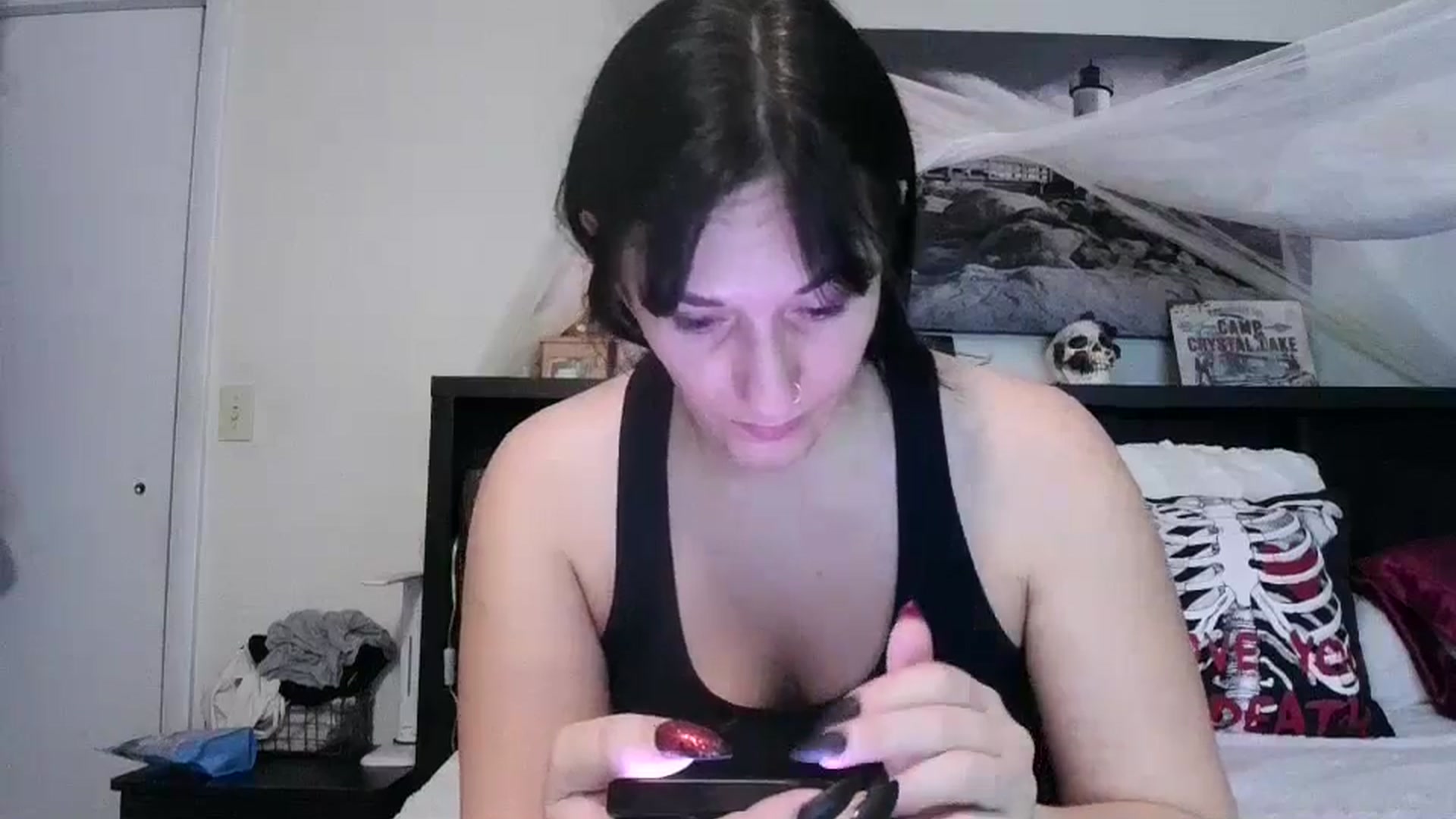 Gallery image thumbnail from CrystalLake's myfreecams stream on, 08/12/2024, 06:13 image 7 of 20