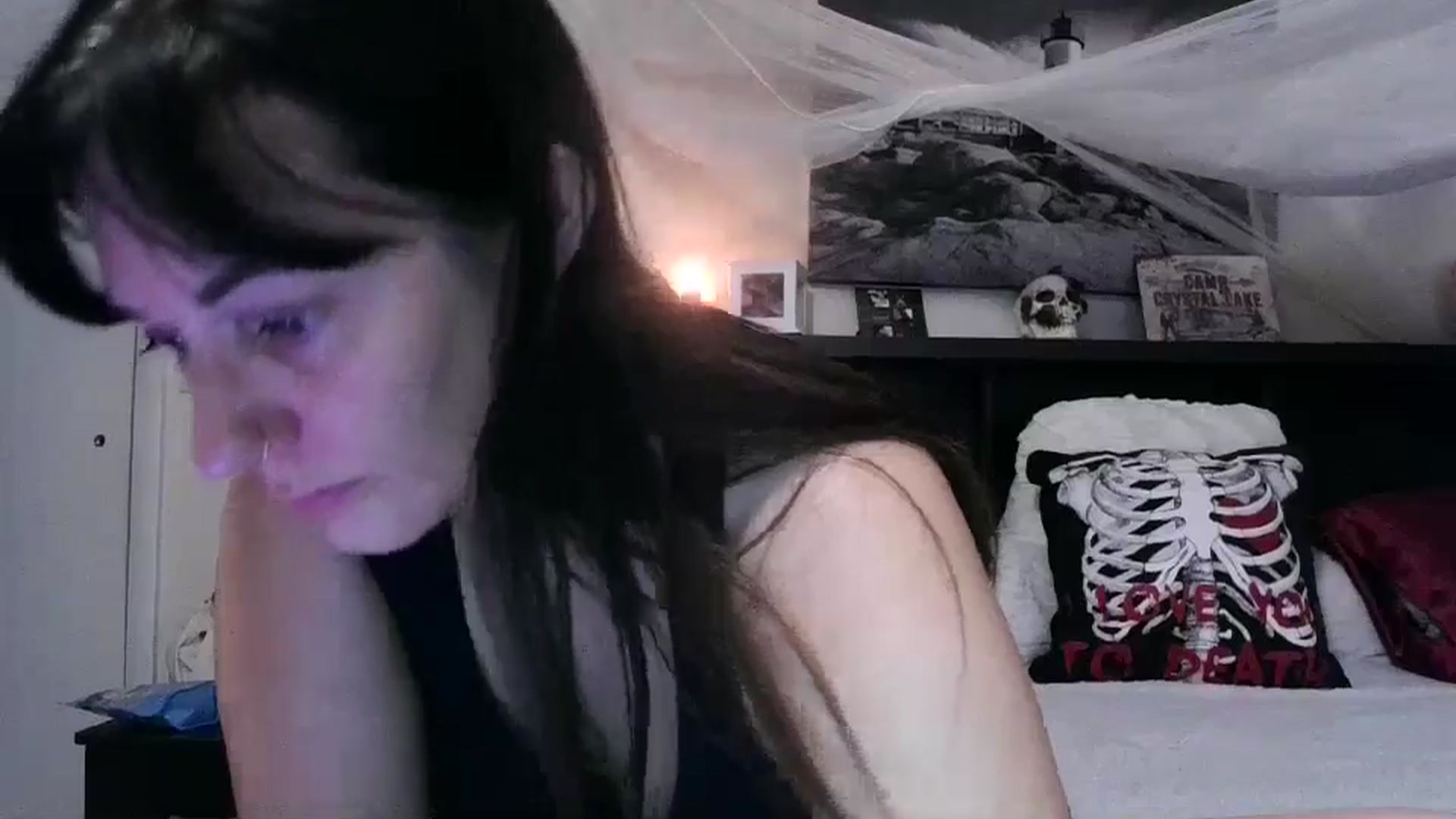 Gallery image thumbnail from CrystalLake's myfreecams stream on, 08/12/2024, 06:13 image 11 of 20