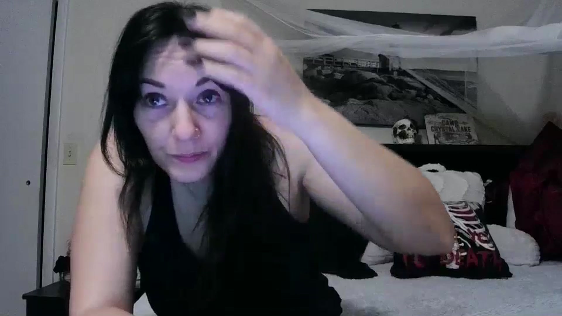 Gallery image thumbnail from CrystalLake's myfreecams stream on, 08/15/2024, 07:20 image 16 of 20