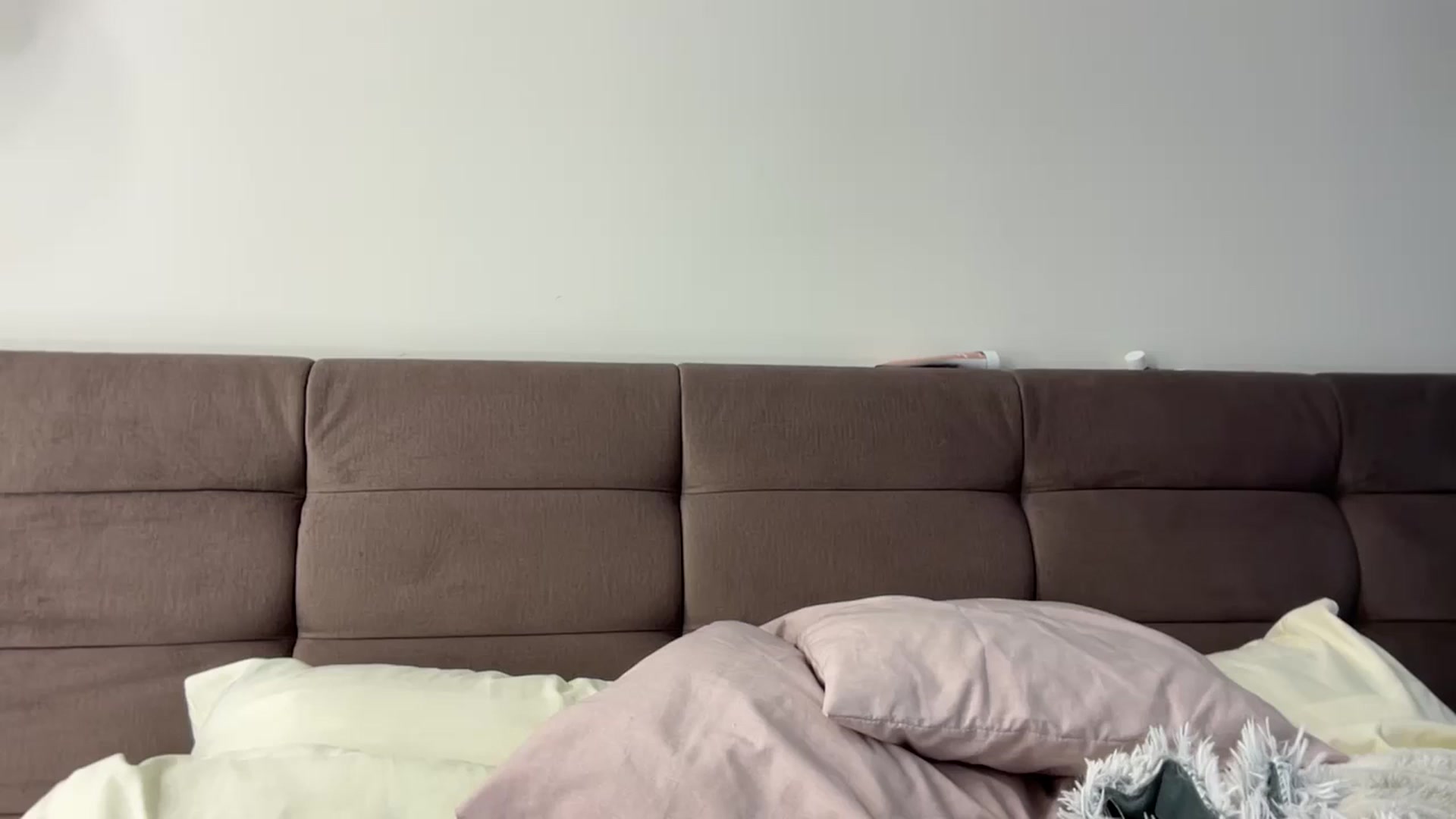 Gallery image thumbnail from CrystalLee's myfreecams stream on, 01/20/2025, 10:12 image 10 of 20